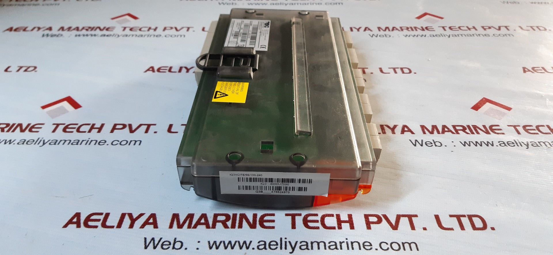 Trend iq3xcite/96/100-240 web enabled controller iq3-4000u7096