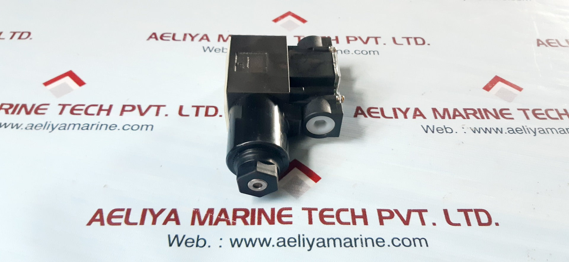 Yuken dsg-01-2b3b-r220-70 directional valve
