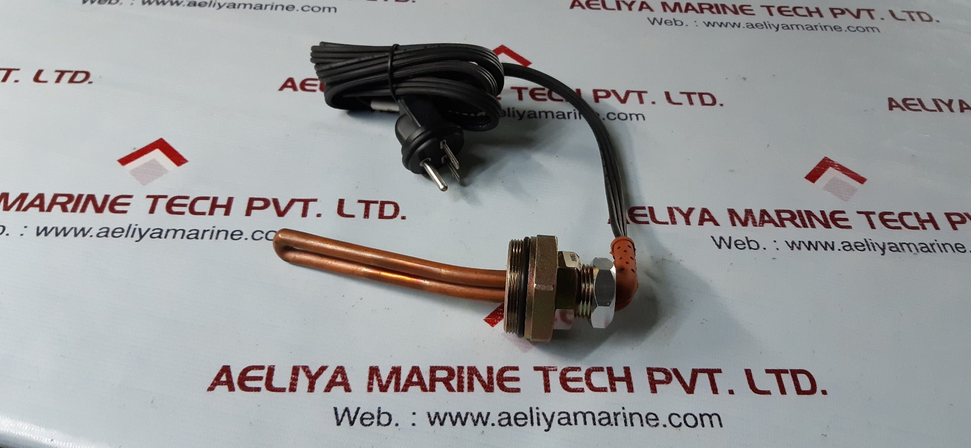 Fleetguard 3834514 diesel heater 1500w240v Aeliya Marine Tech