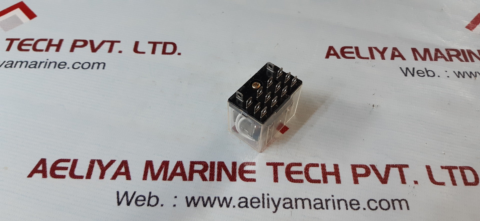 Omron ly4 aux.relay 100/110vac
