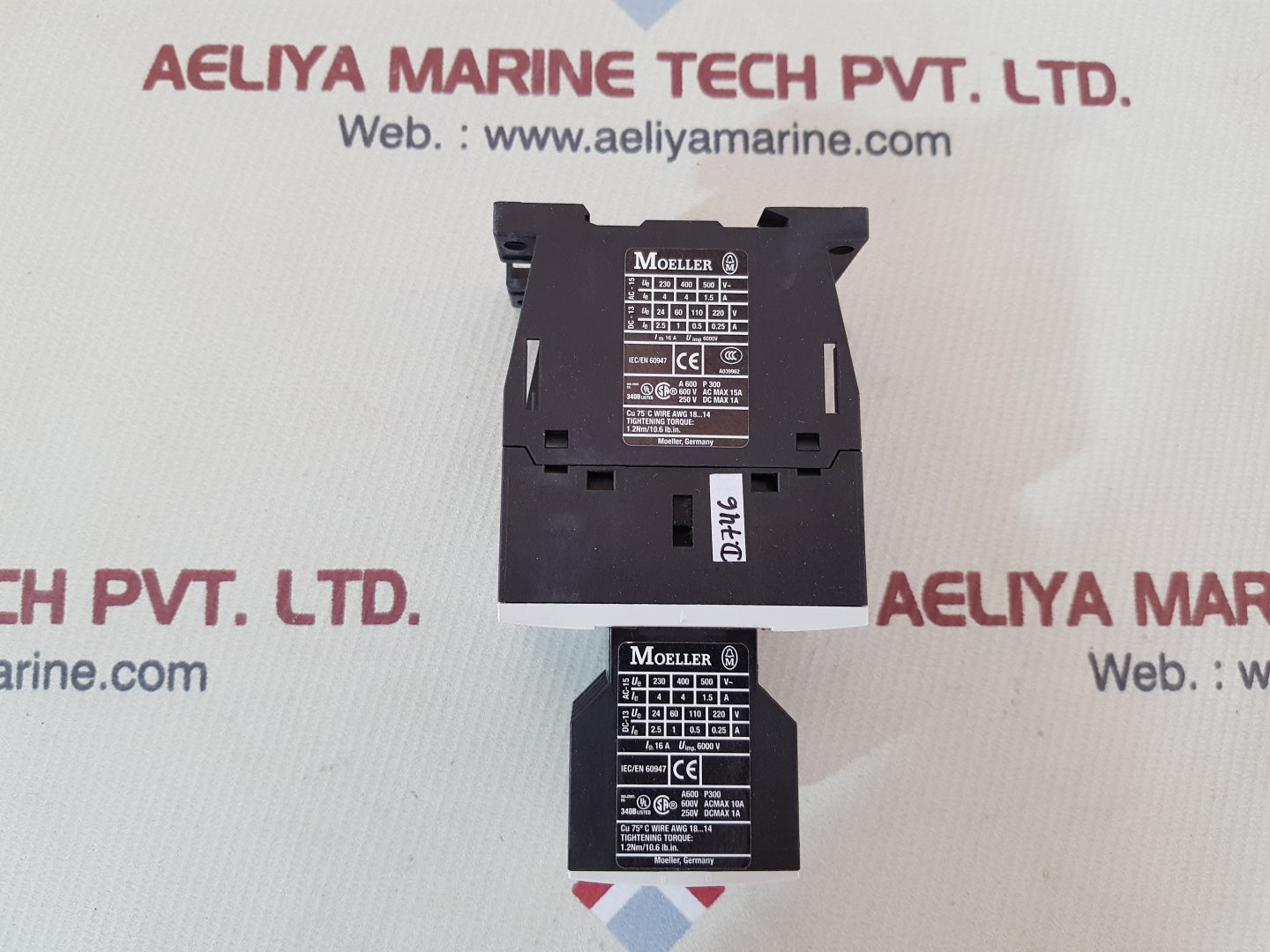 Moeller dil a-xhi04/dil a-40 auxiliary contactor