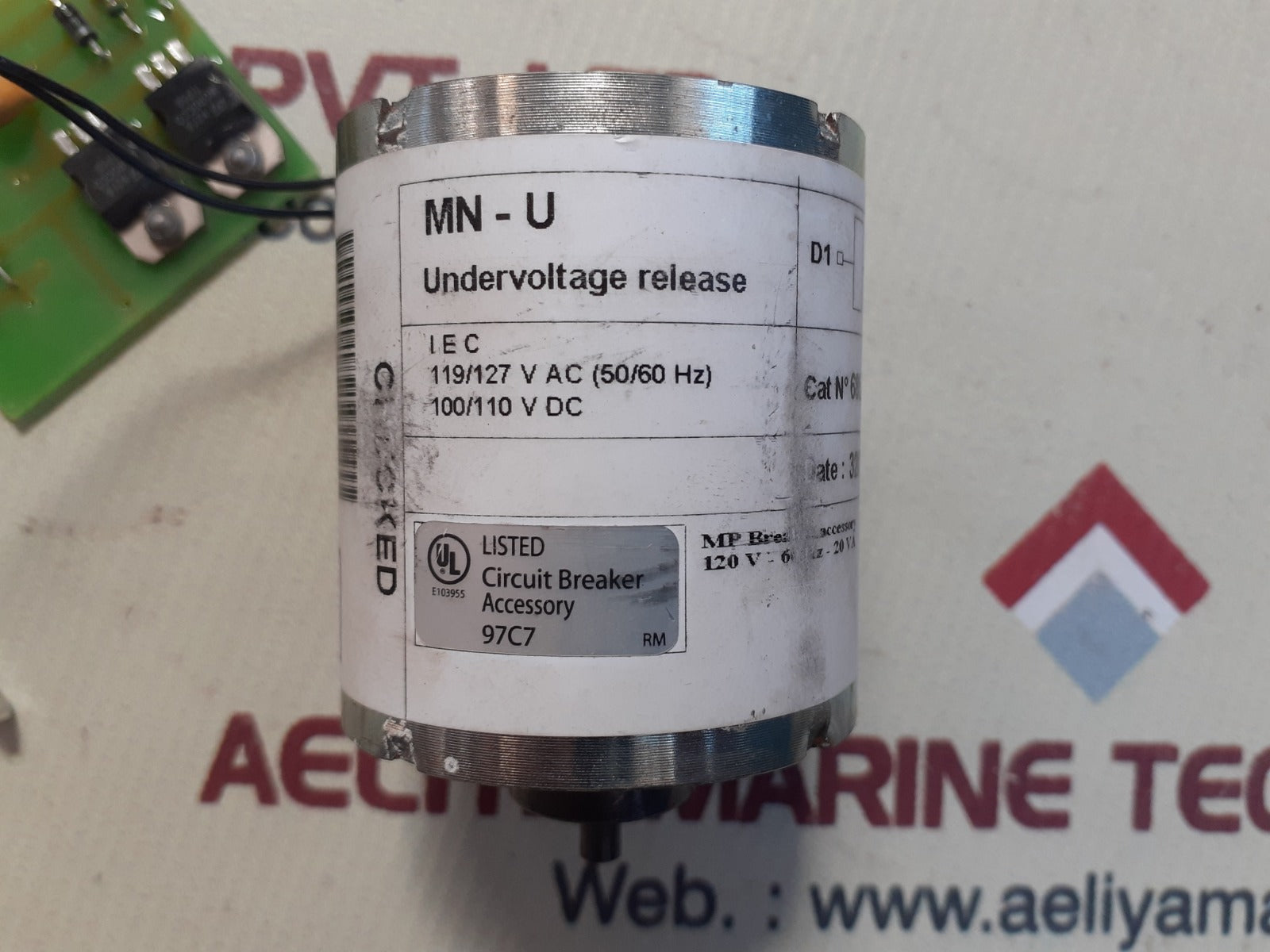 Schneider electric 685 679 undervoltage release for masterpact circuit breaker