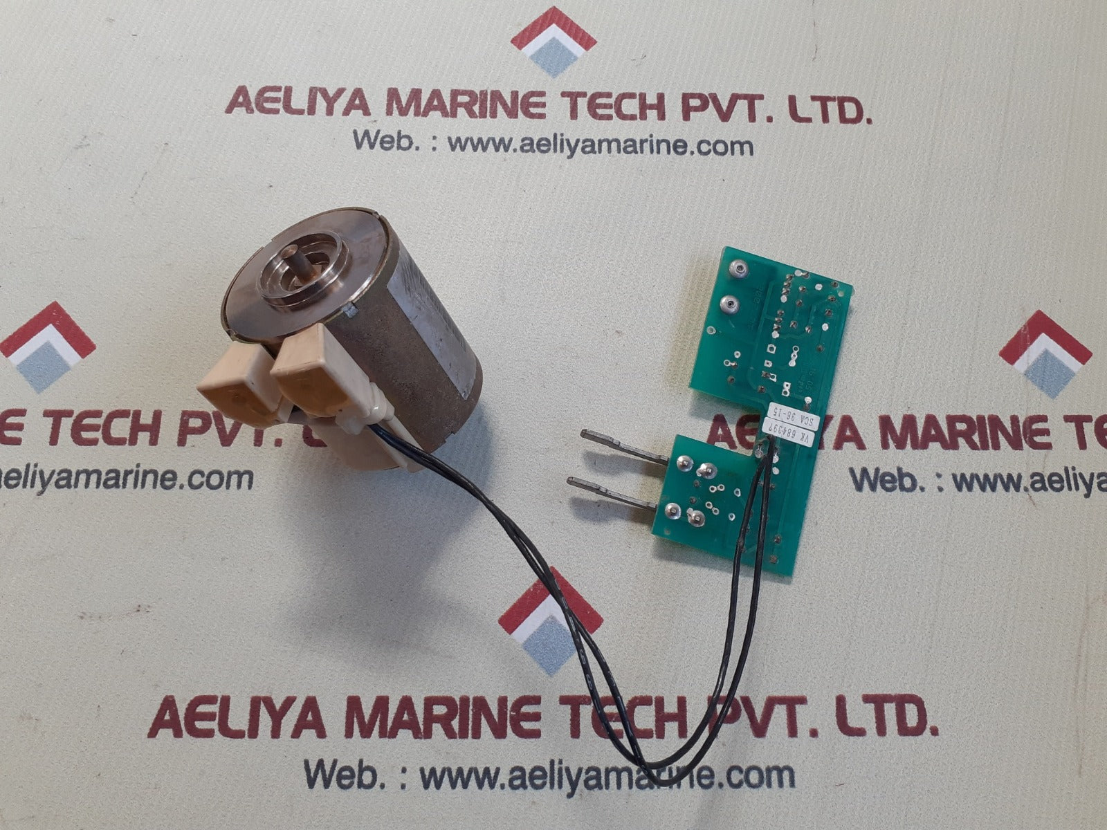 Schneider electric 685 679 mn-u undervoltage release for masterpact circuit breaker
