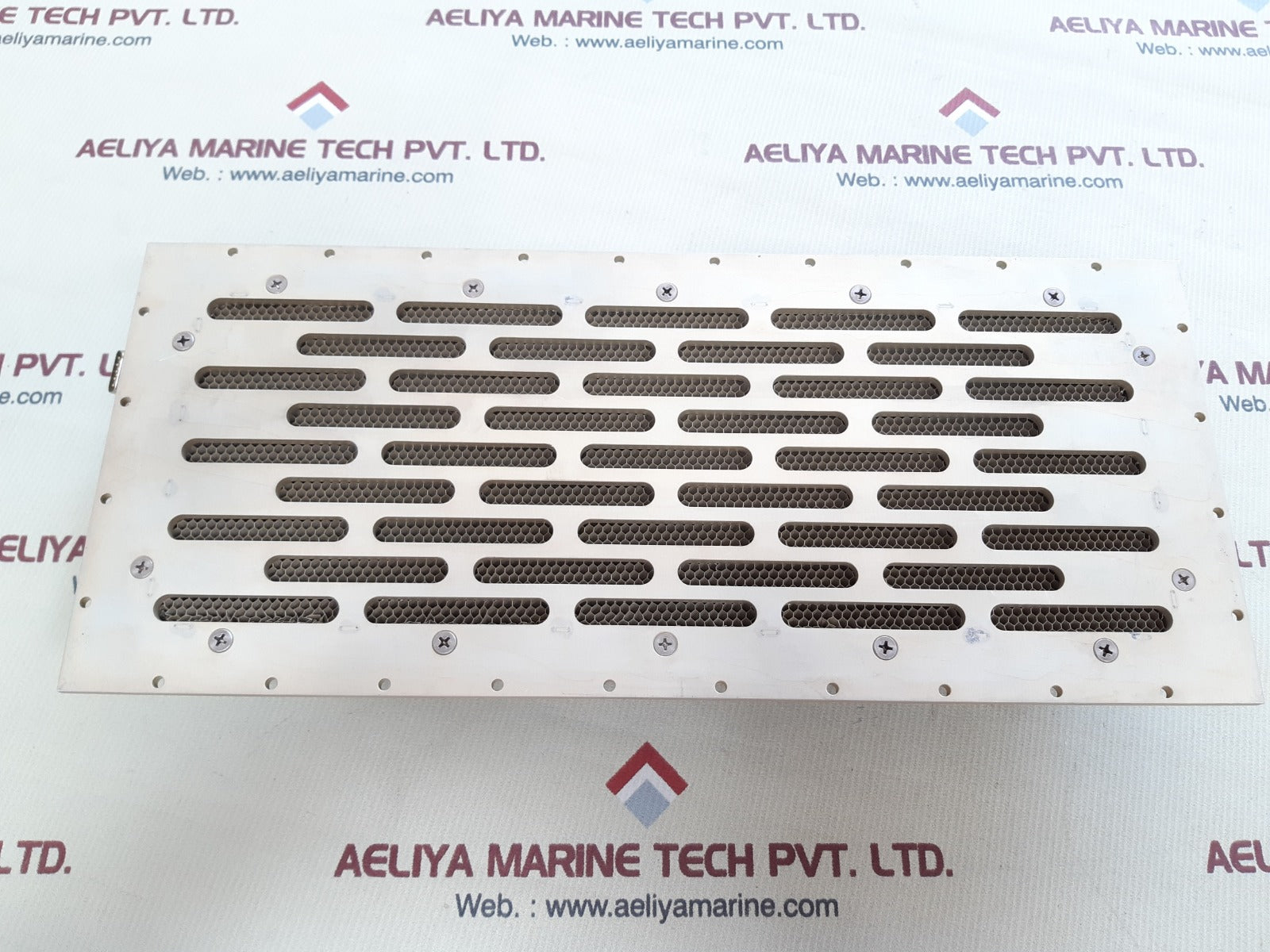 Cooling fan assembly 507500