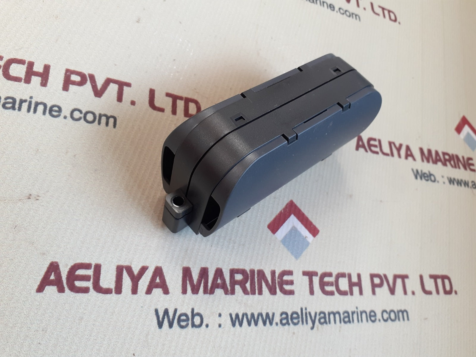 Schneider electric cca630 1/5a ct current connector 59630