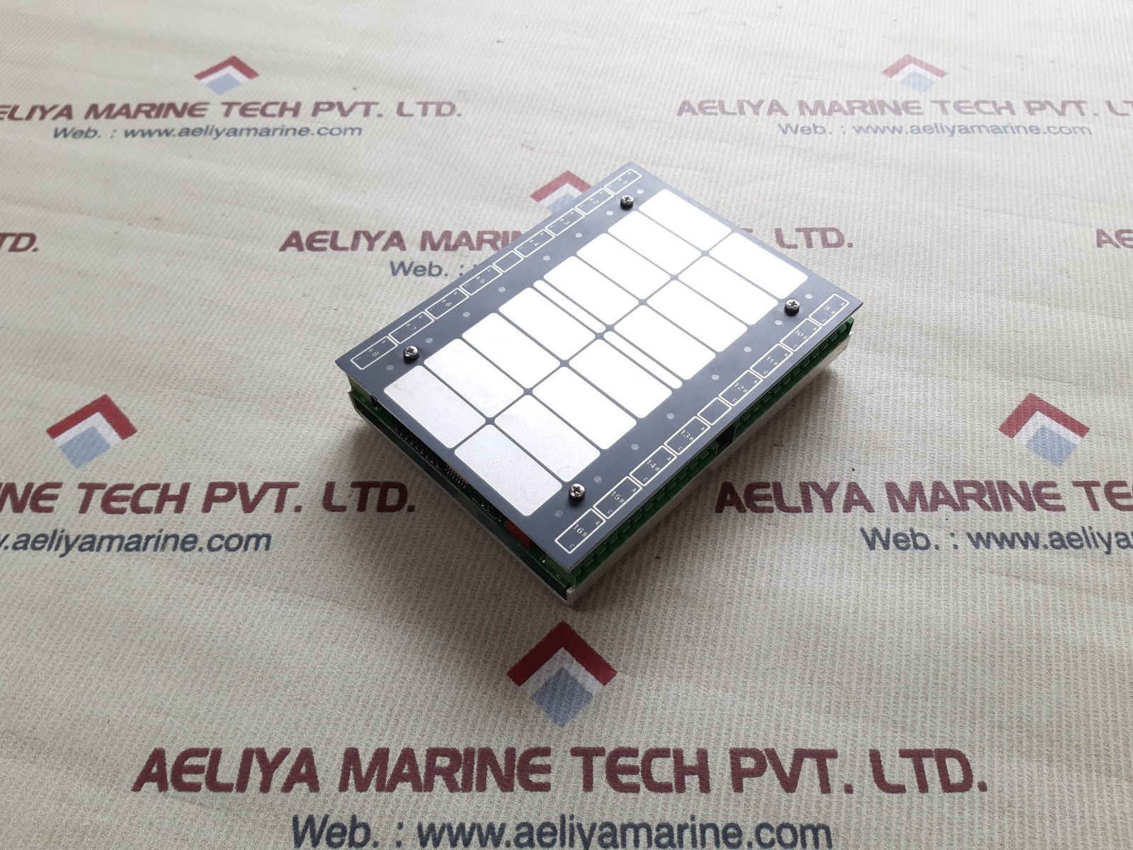 Praxis 98.6.034.702 i/o module rev. E