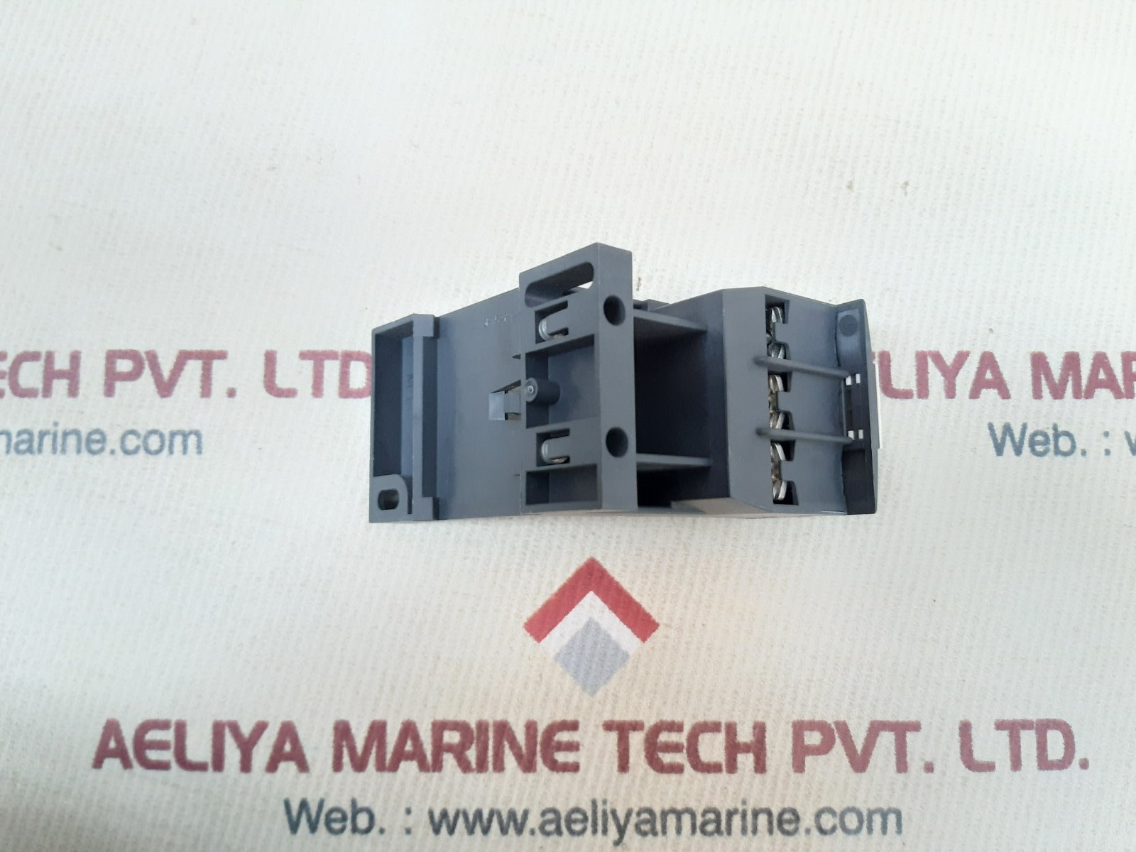 Schneider electric lad7b106 terminal block