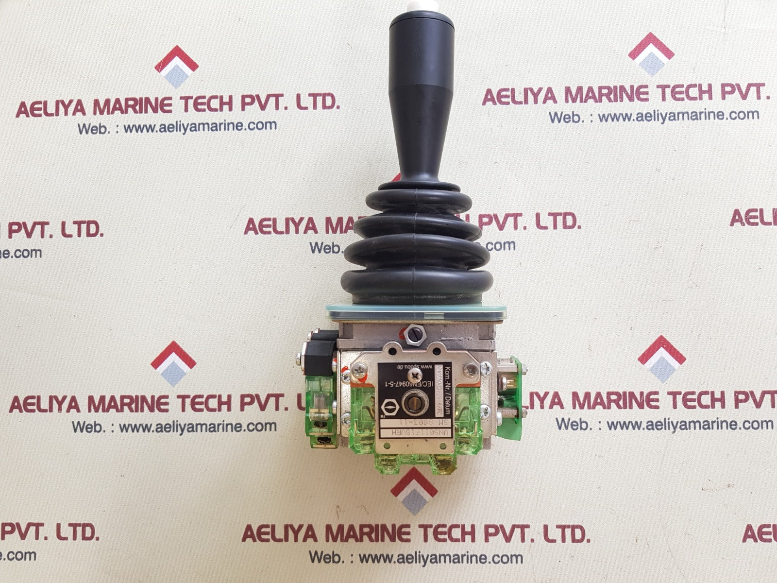 Macgregor 314 2005-802b joystick vn011f18vrh