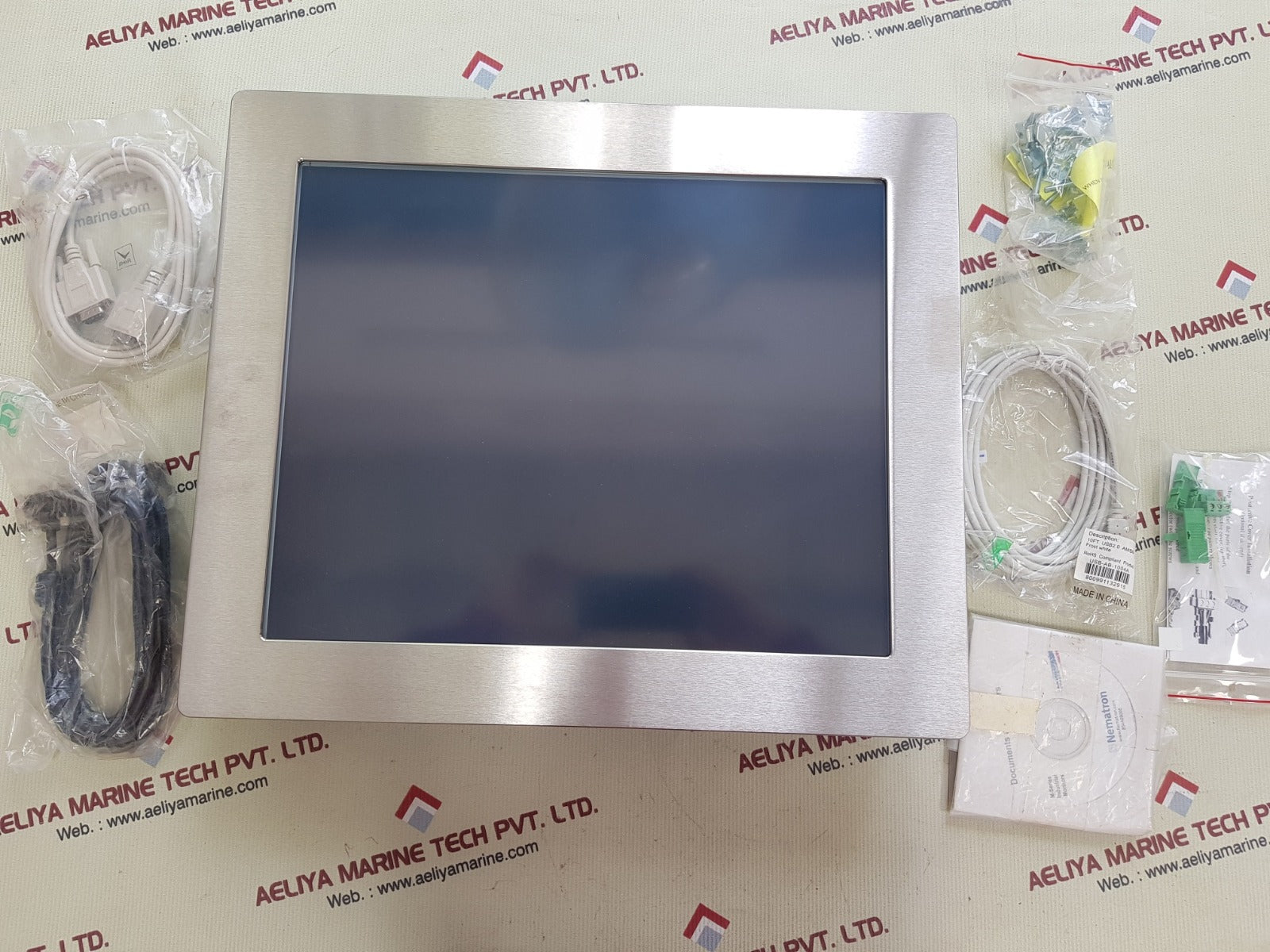 Nematron m1900t-ss 19" monitor display 50/60hz