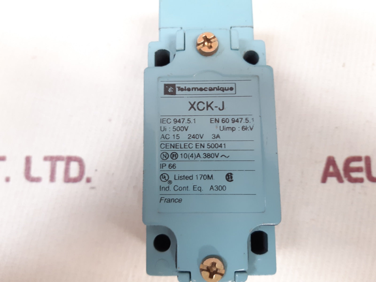 Telemecanique xck-j limit switch 240v 3a