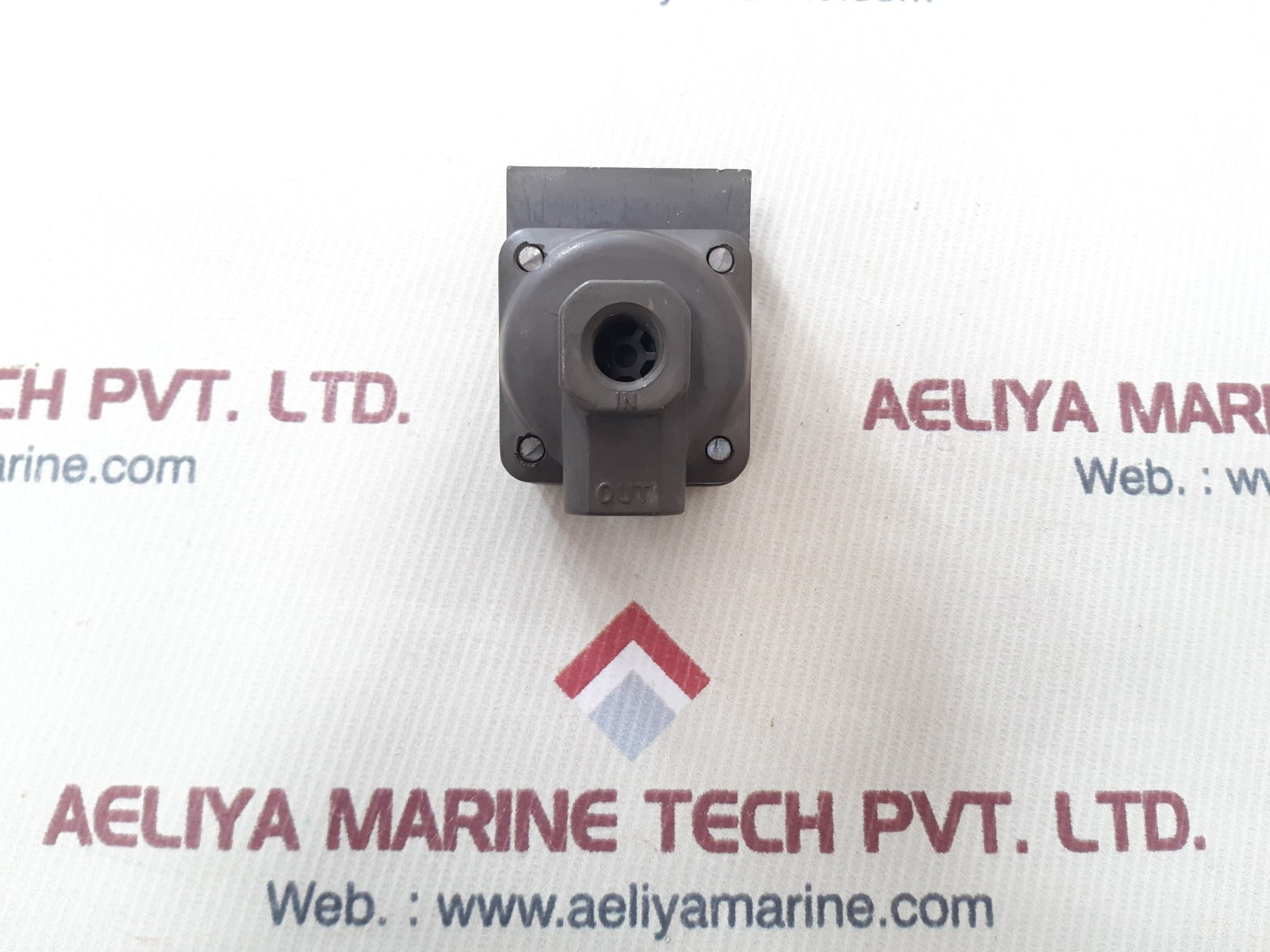 Rexroth p54350 shuttle valve