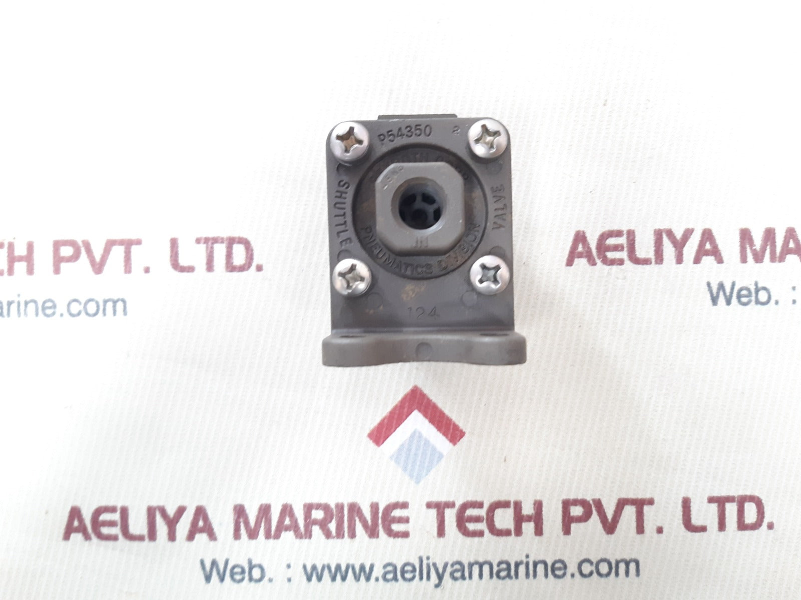 Rexroth p54350 shuttle valve