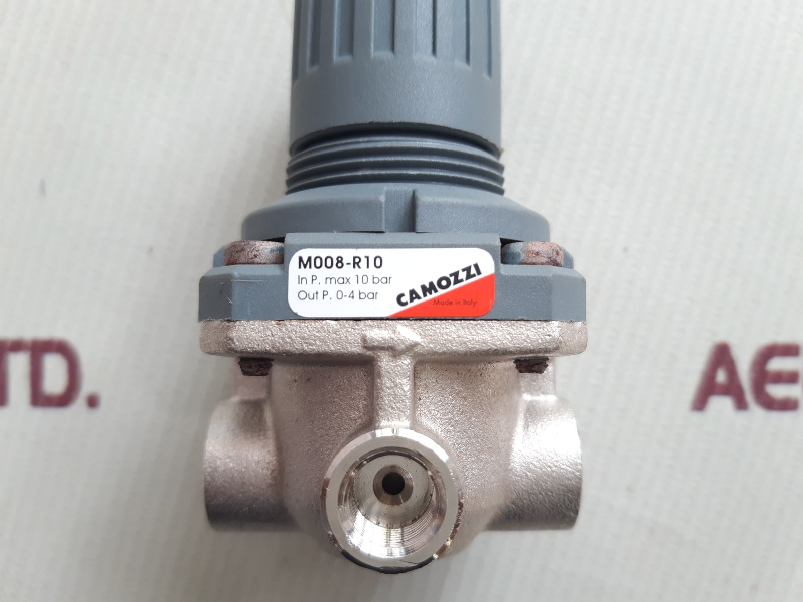 Camozzi m008-r10 micro regulator