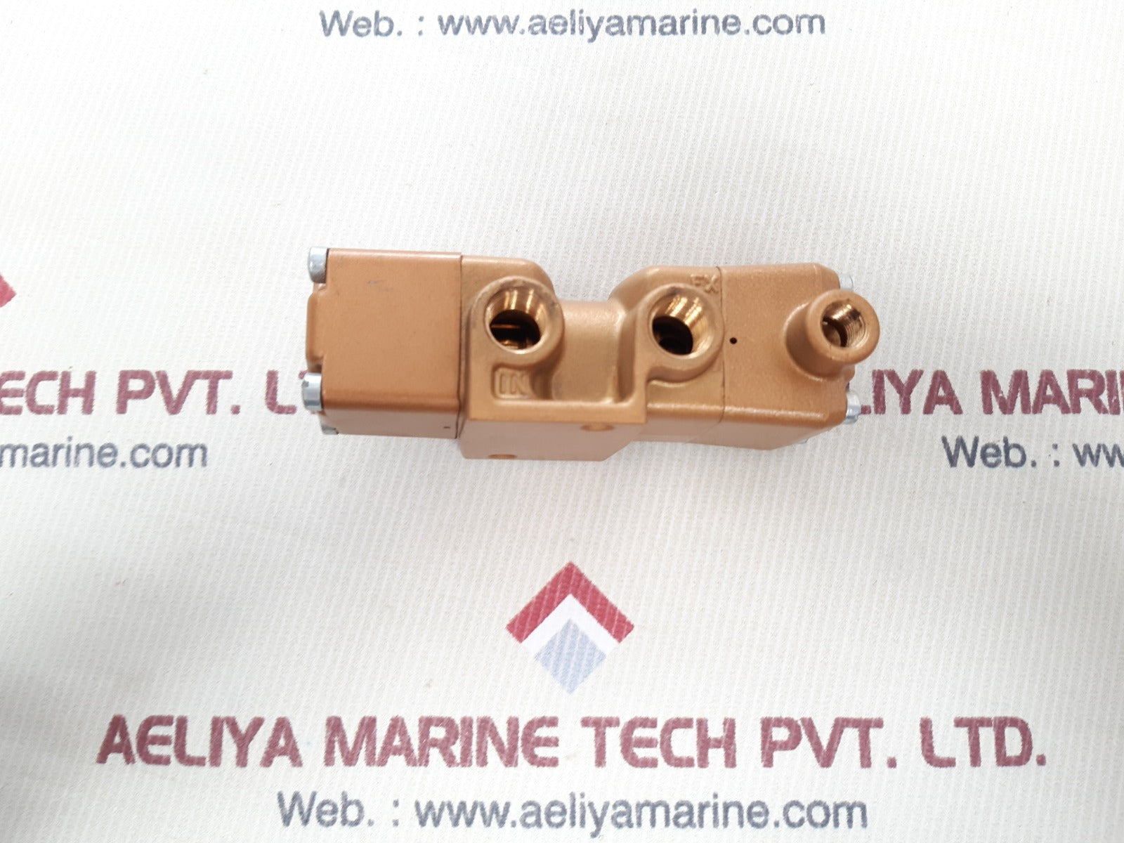 Versa vsp-3301 pneumatic directional control valve