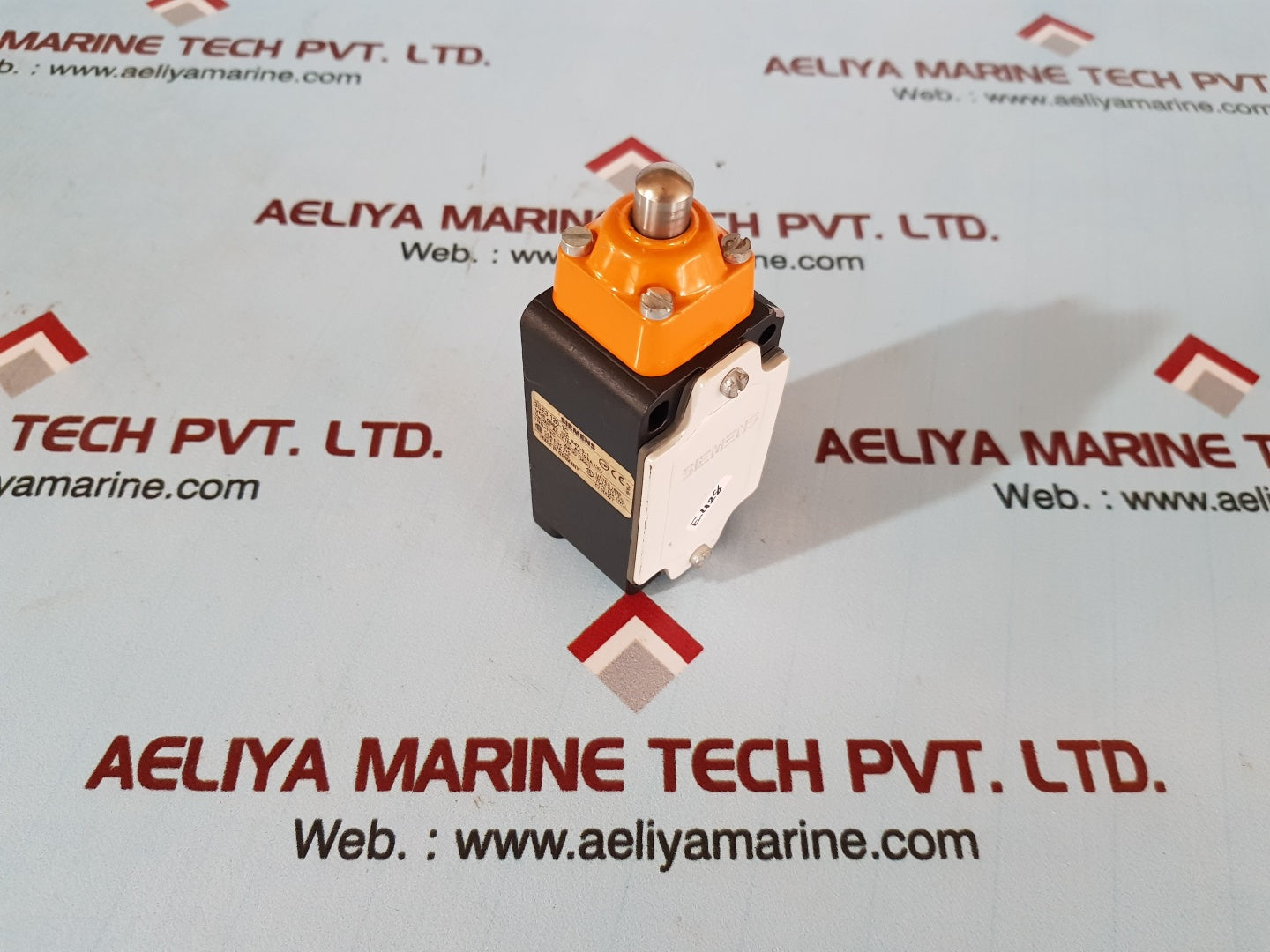 Siemens 3se3 120-1c position switch plunger