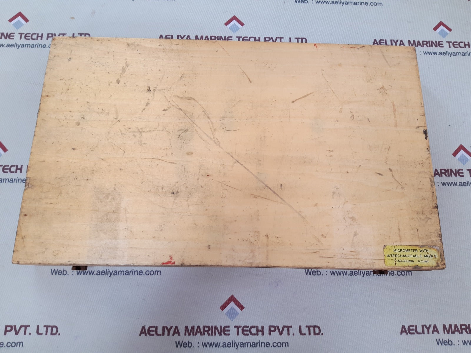 0.01 mm 150-300 mm micrometer with interchangeable anvils