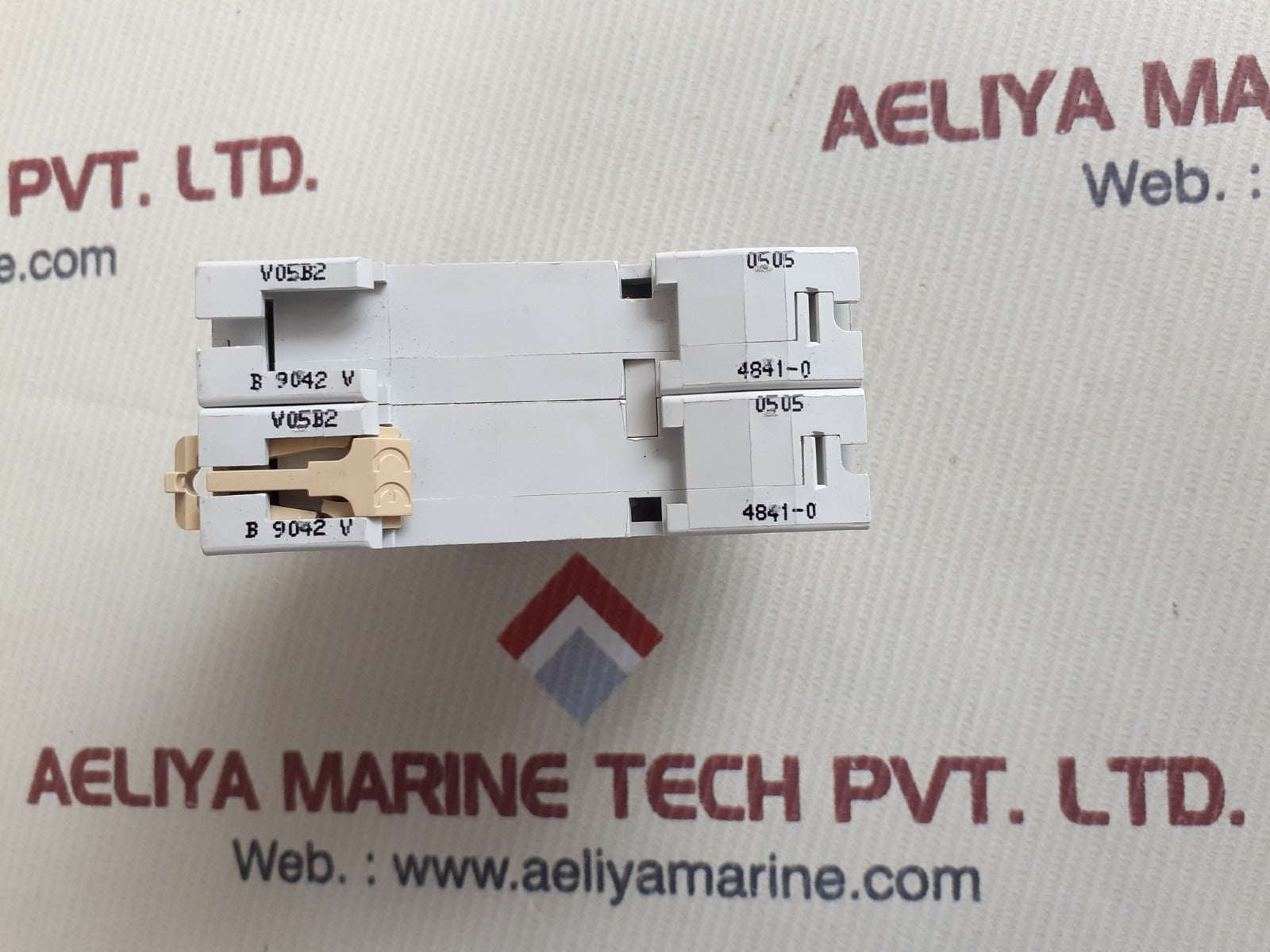 Merlin gerin multi9 c60hc c10 circuit breaker