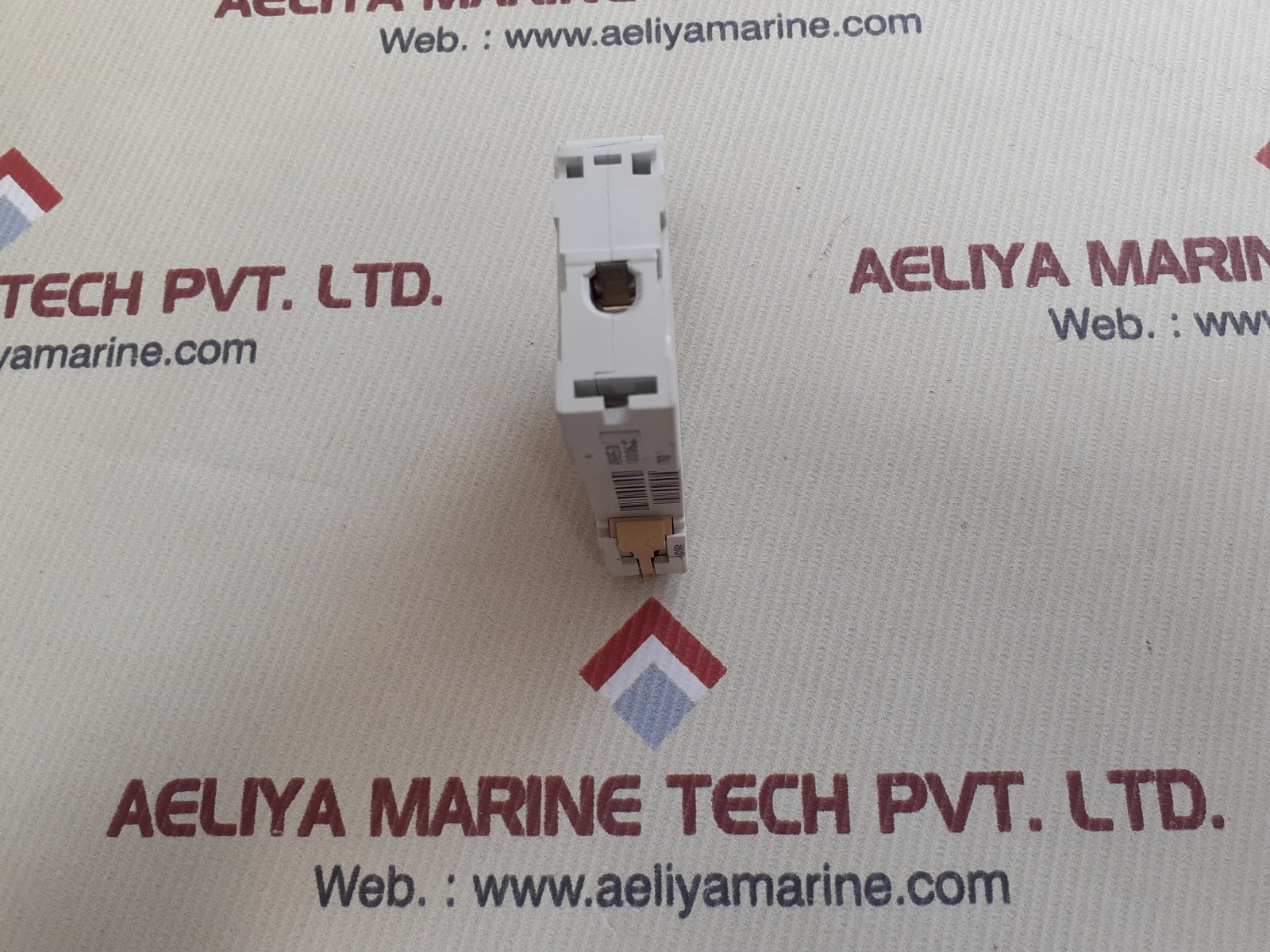 Merlin gerin multi9 c60hb b2 circuit breaker