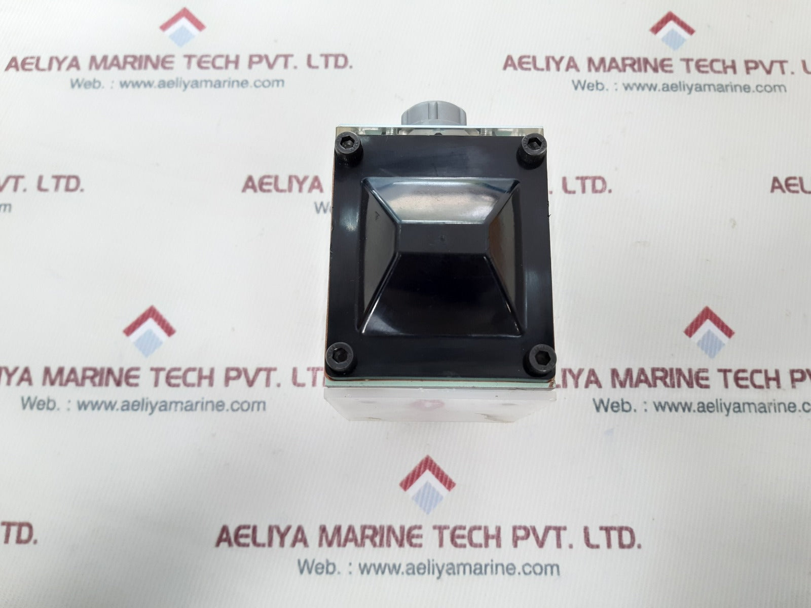 Kawasaki de10p-10-204-da100al-b04 solenoid valve