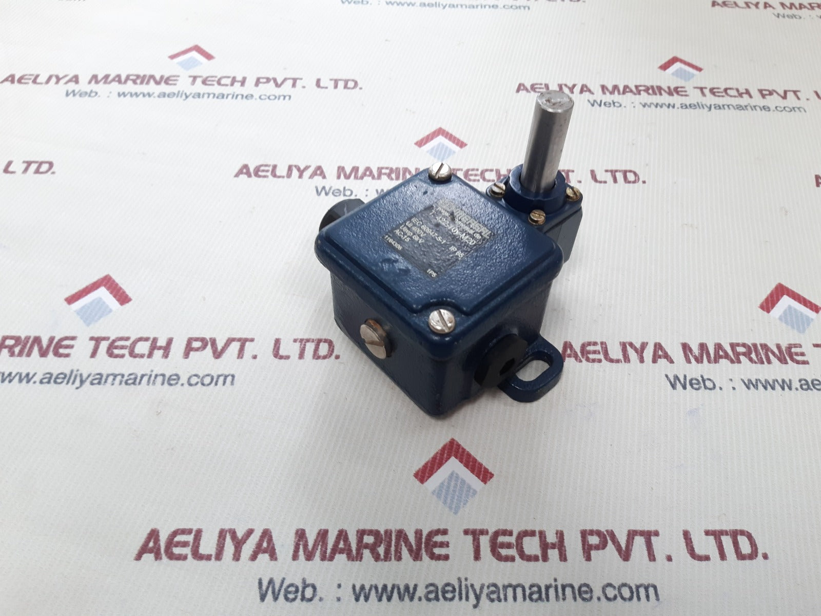 Schmersal t.422-10y-m20 limit switch