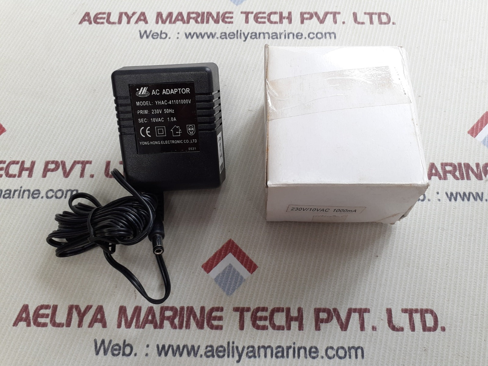 Kvm me21r extender receiver with ac adaptor
