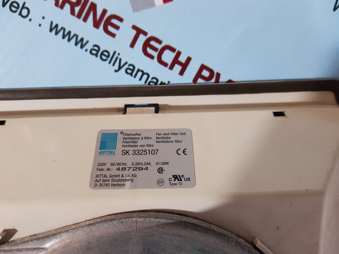 Rittal sk 3325107 fan-and-filter unit
