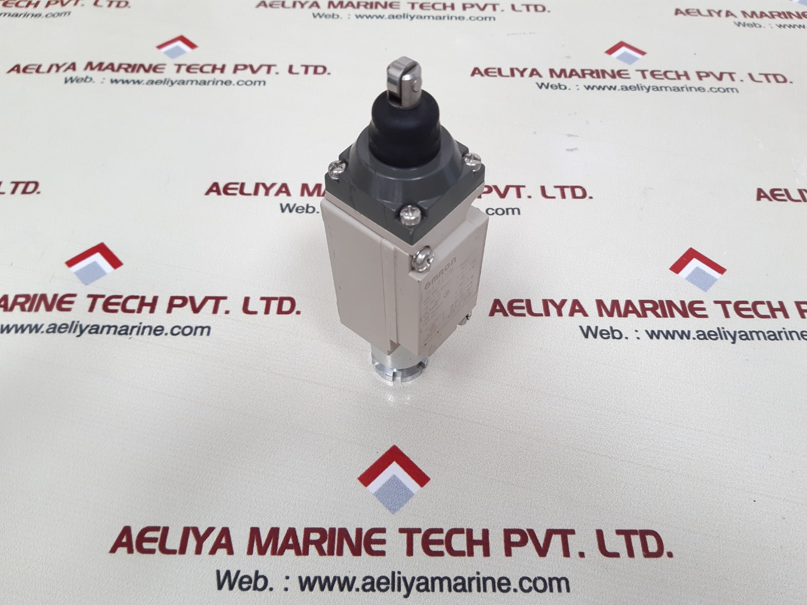 Omron d4a-4510n limit switch