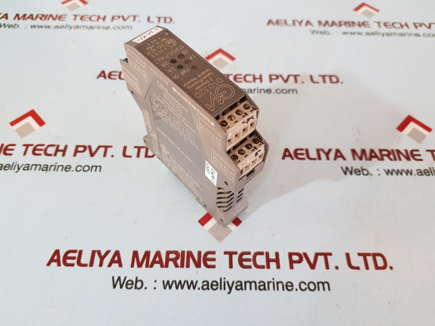 Gm d1032d 2 channels switch/proximity detector repeater