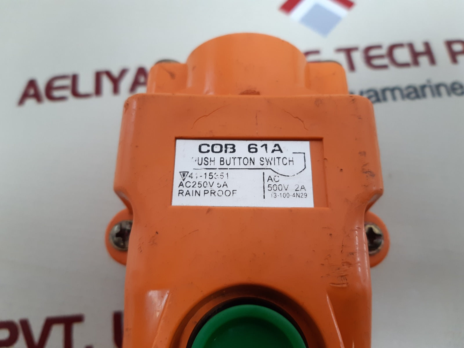 Cob push button switch