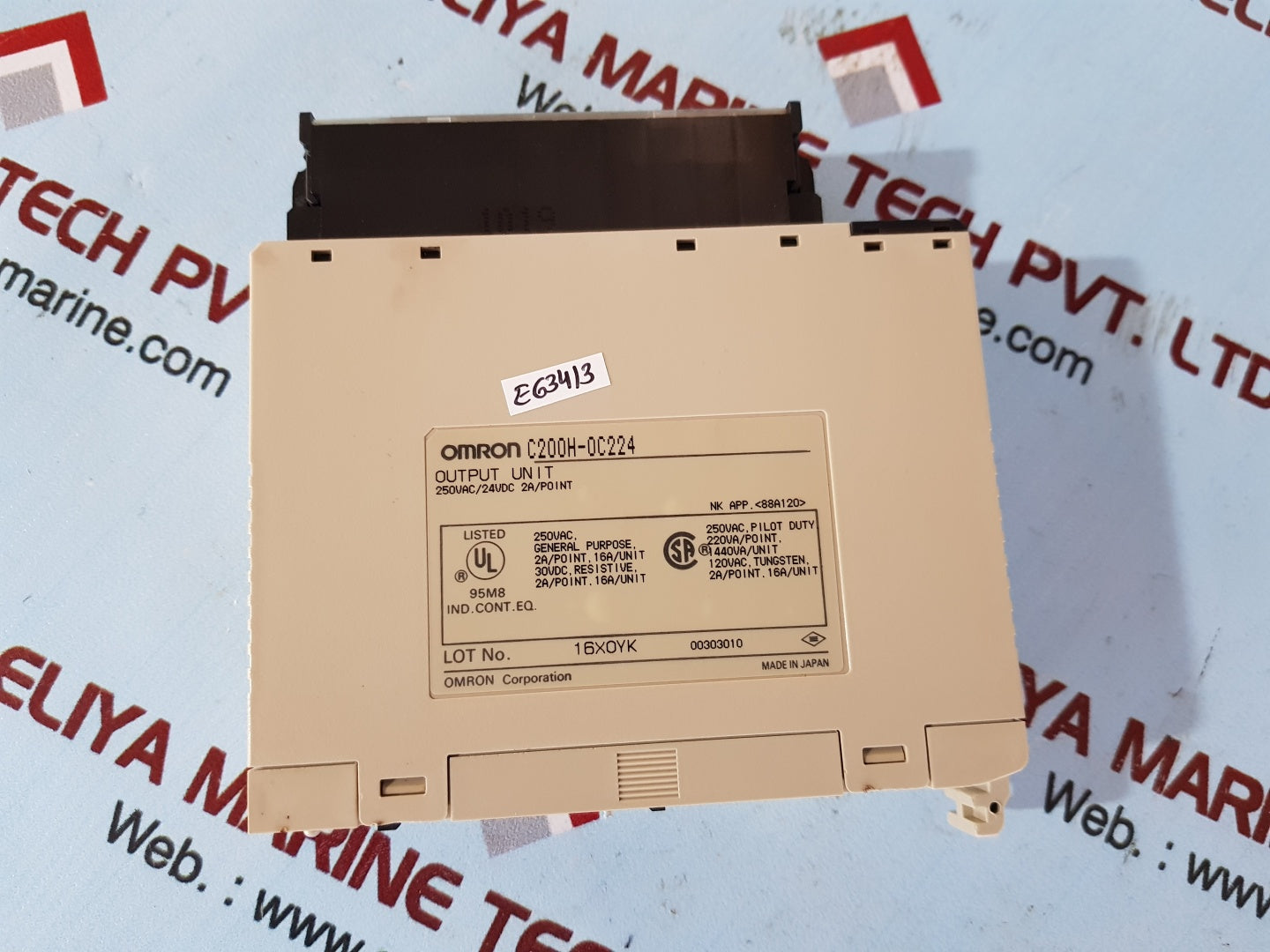 Omron c200h-0c224 output unit