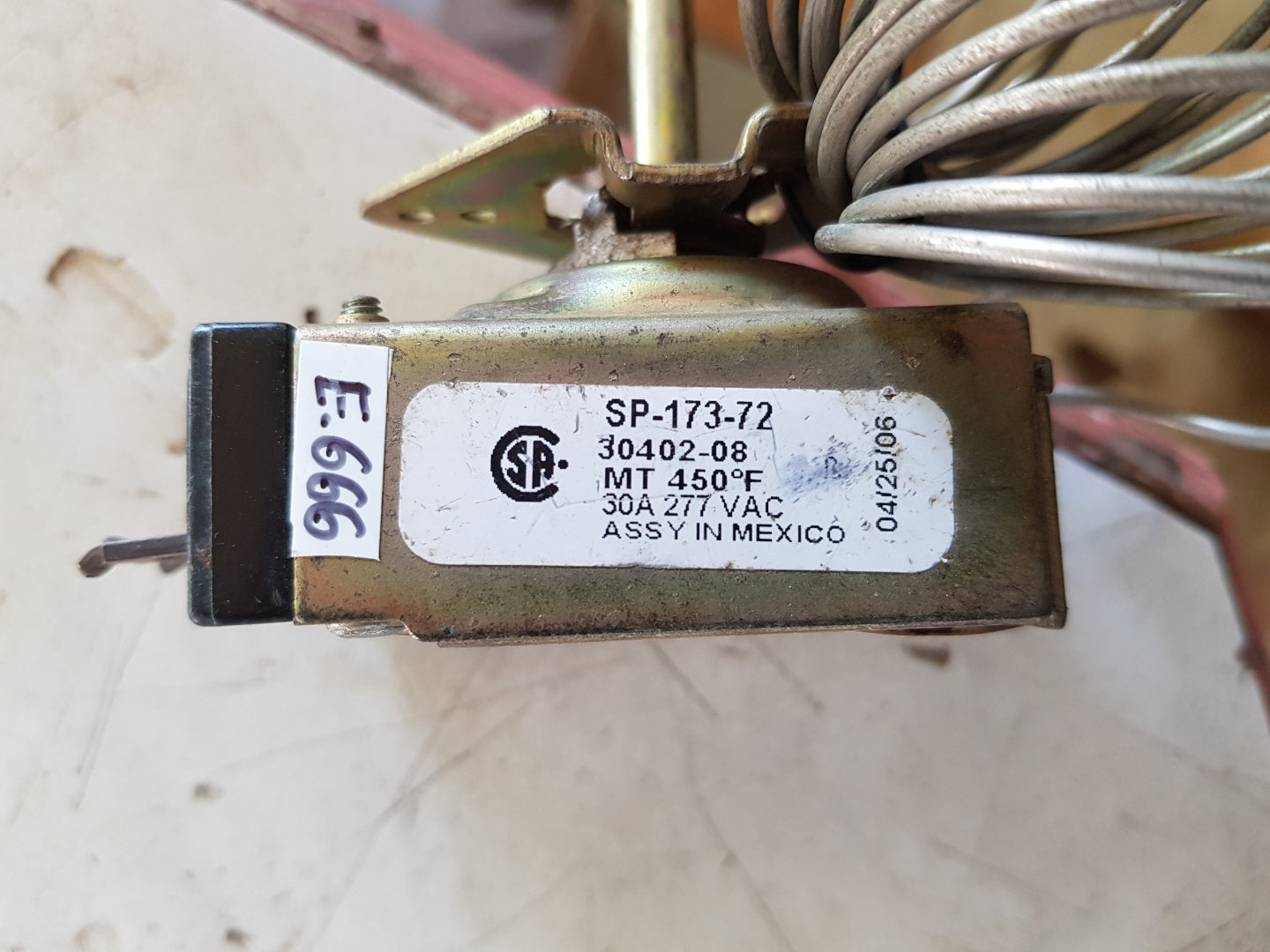 Robertshaw sp-173-72 thermostat 450'f