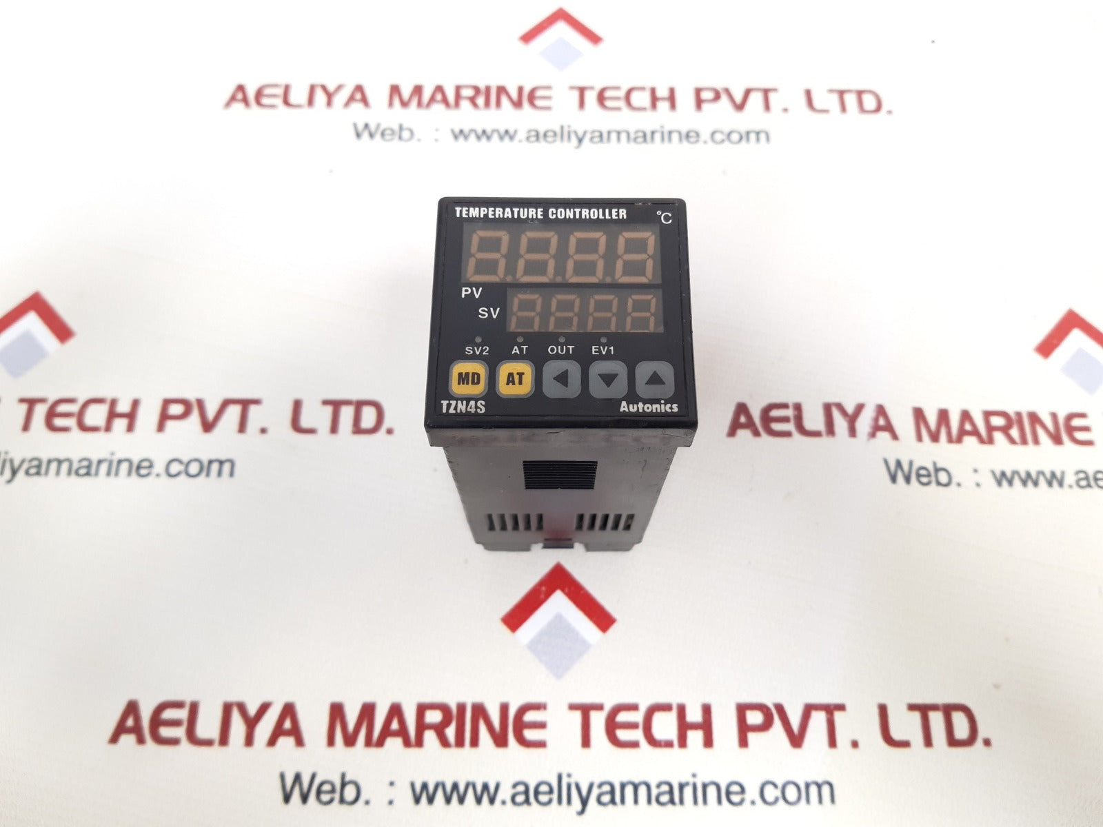 Autonics tzn4s-14r temperature controller
