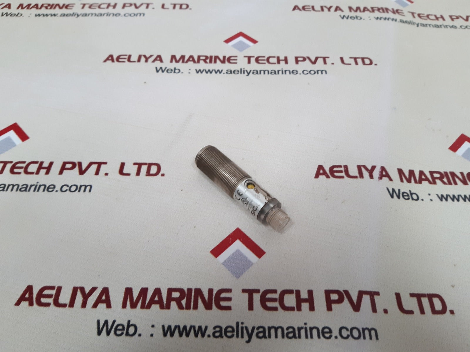 Sick ve180 2p42432 optical sensor