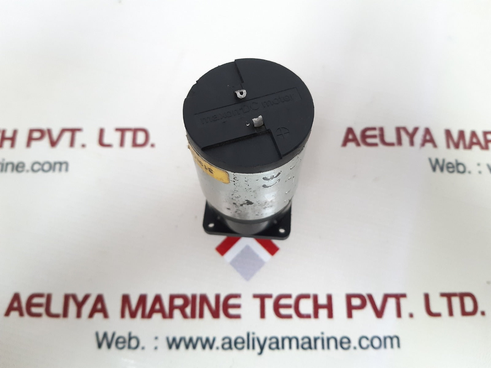 Maxon 110453 dc motor