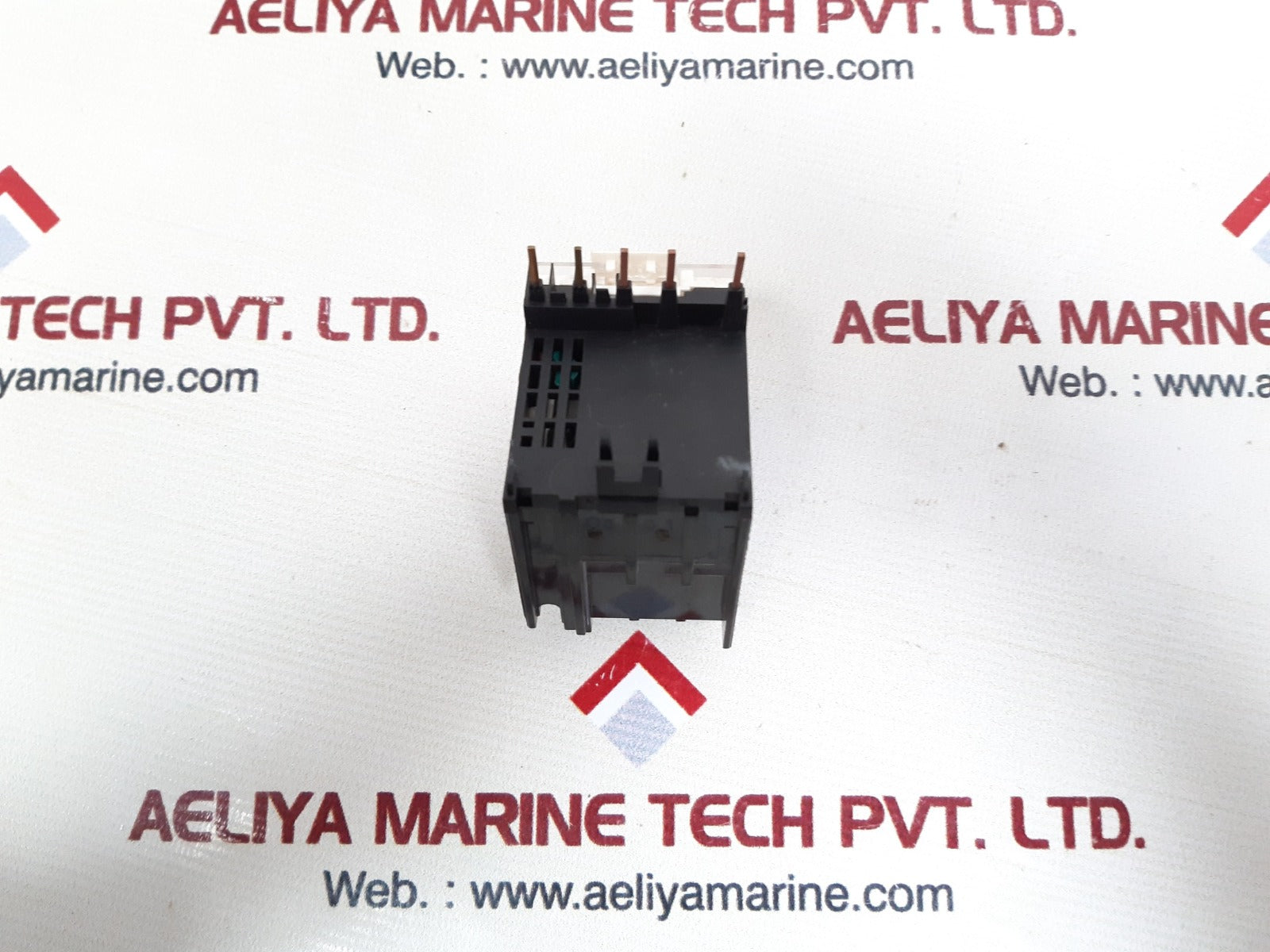 Schneider electric lr2k0307 auxiliary contact