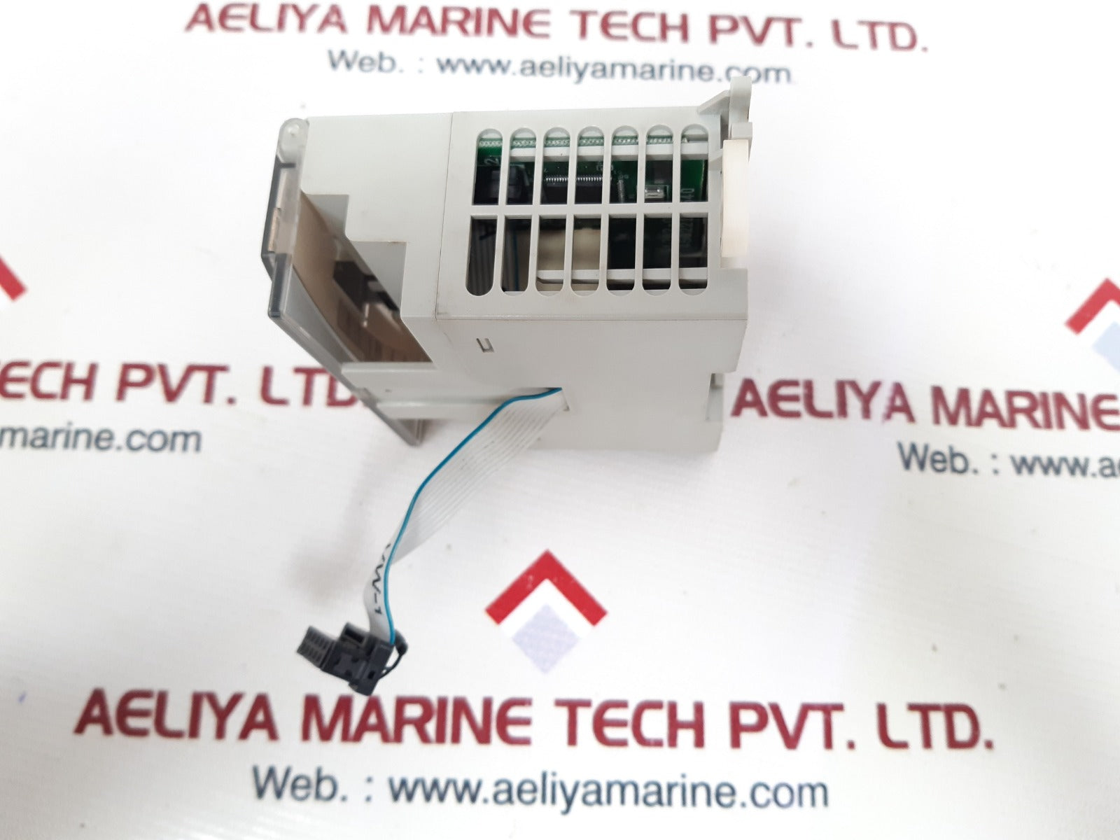 Allen-bradley 1762-ow8 ser a micro logix output module