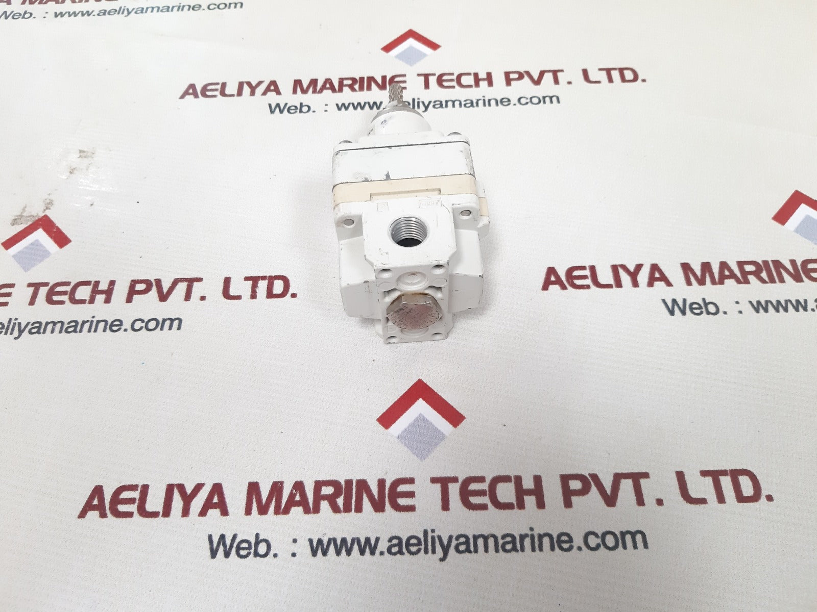 Smc ir2020-f02 precision regulator