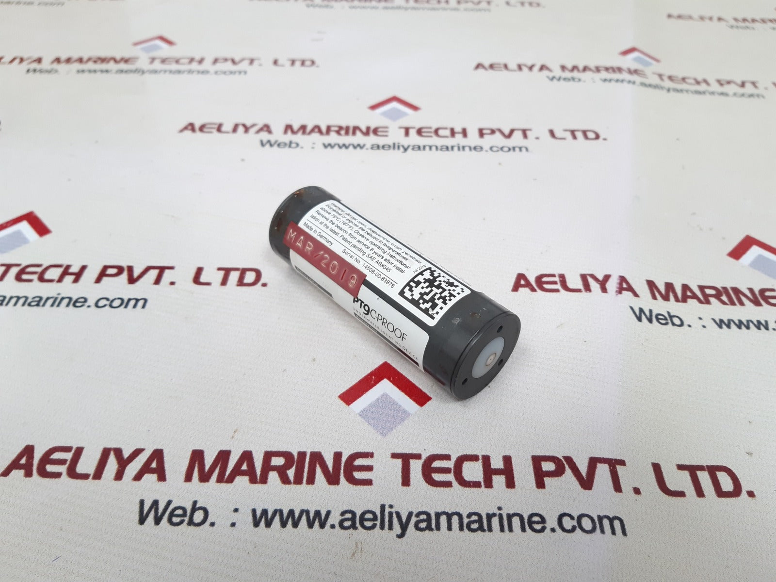 Novega pt9c-proof underwater locator beacon