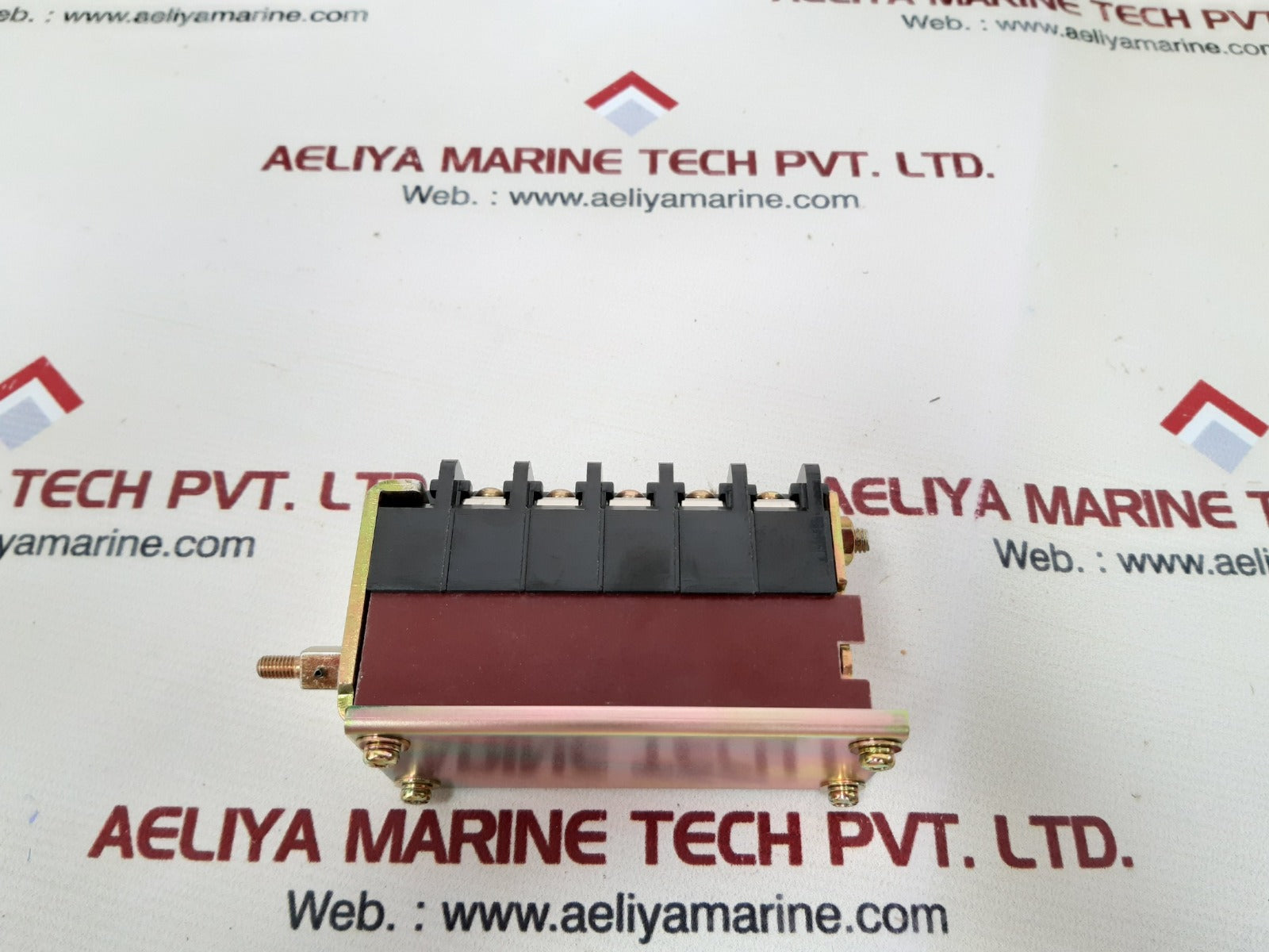 Axh-1 auxiliary switch