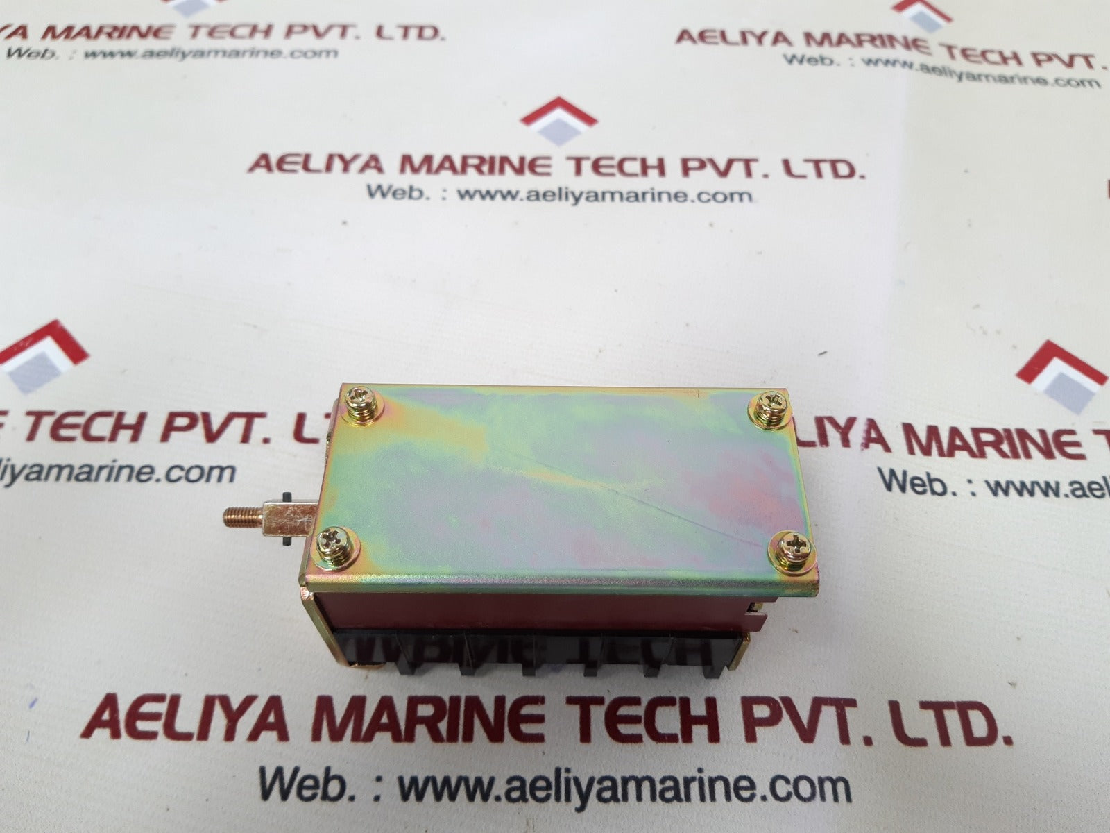 Axh-1 auxiliary switch