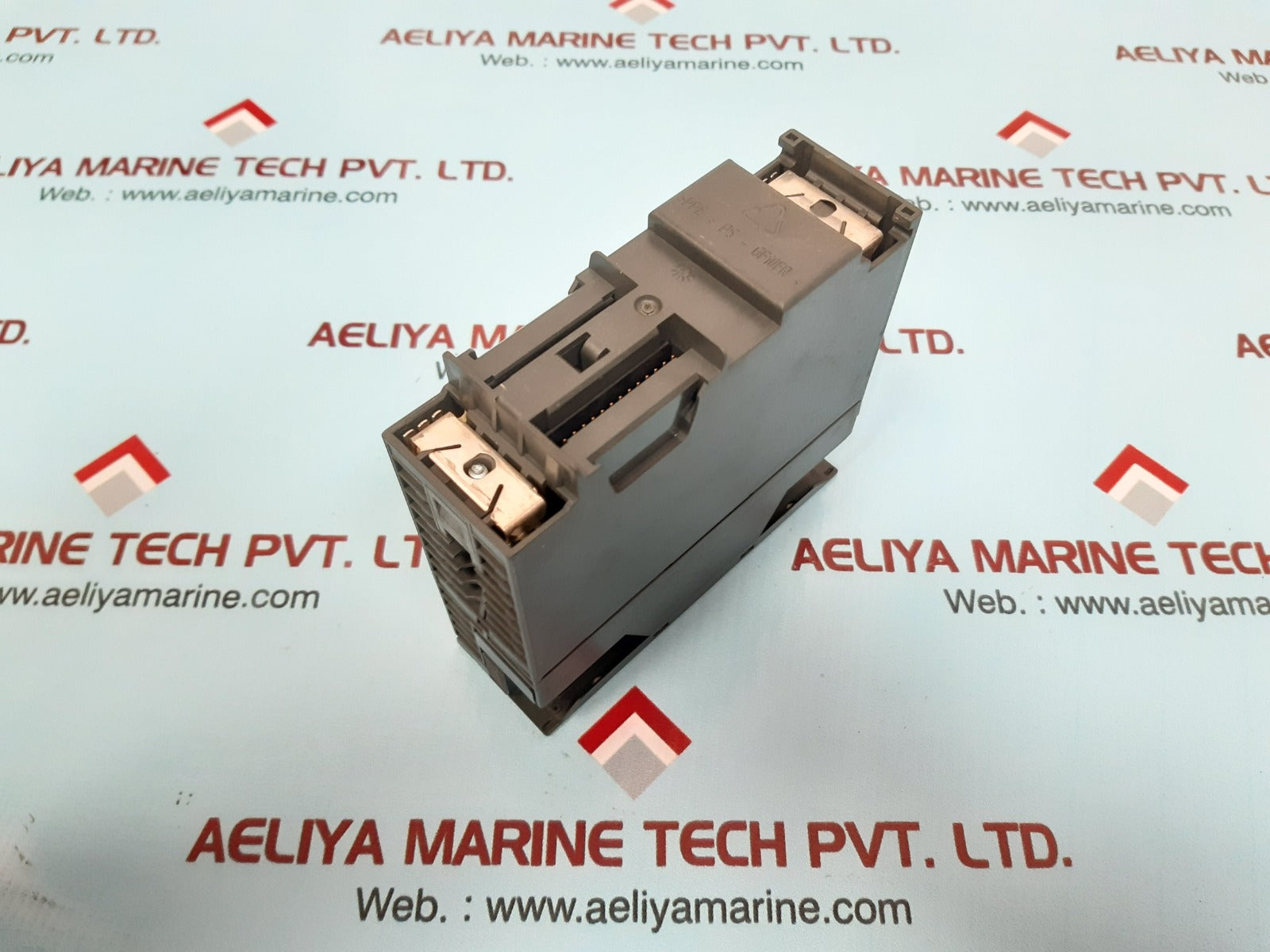 Siemens simatic s7 6es7 322-1bh01-0aa0 output module