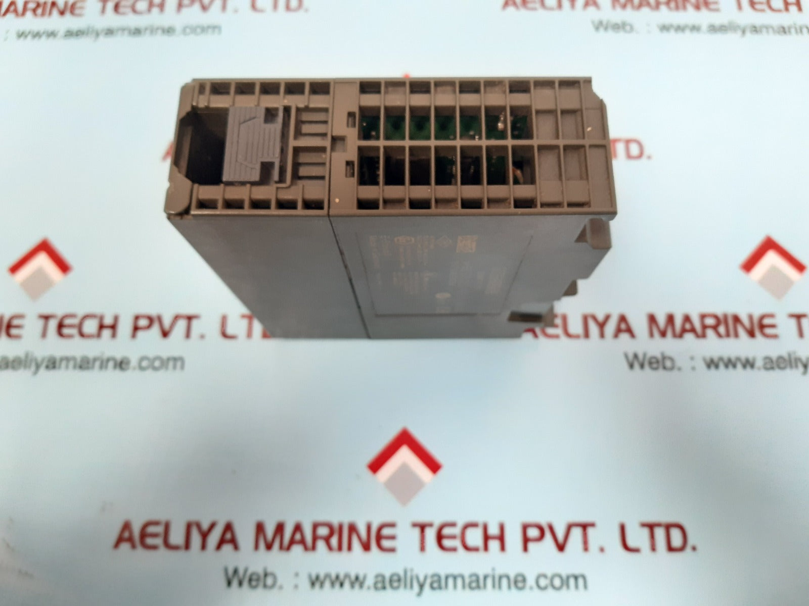 Siemens simatic s7 6es7 322-1bl00-0aa0 digital output module
