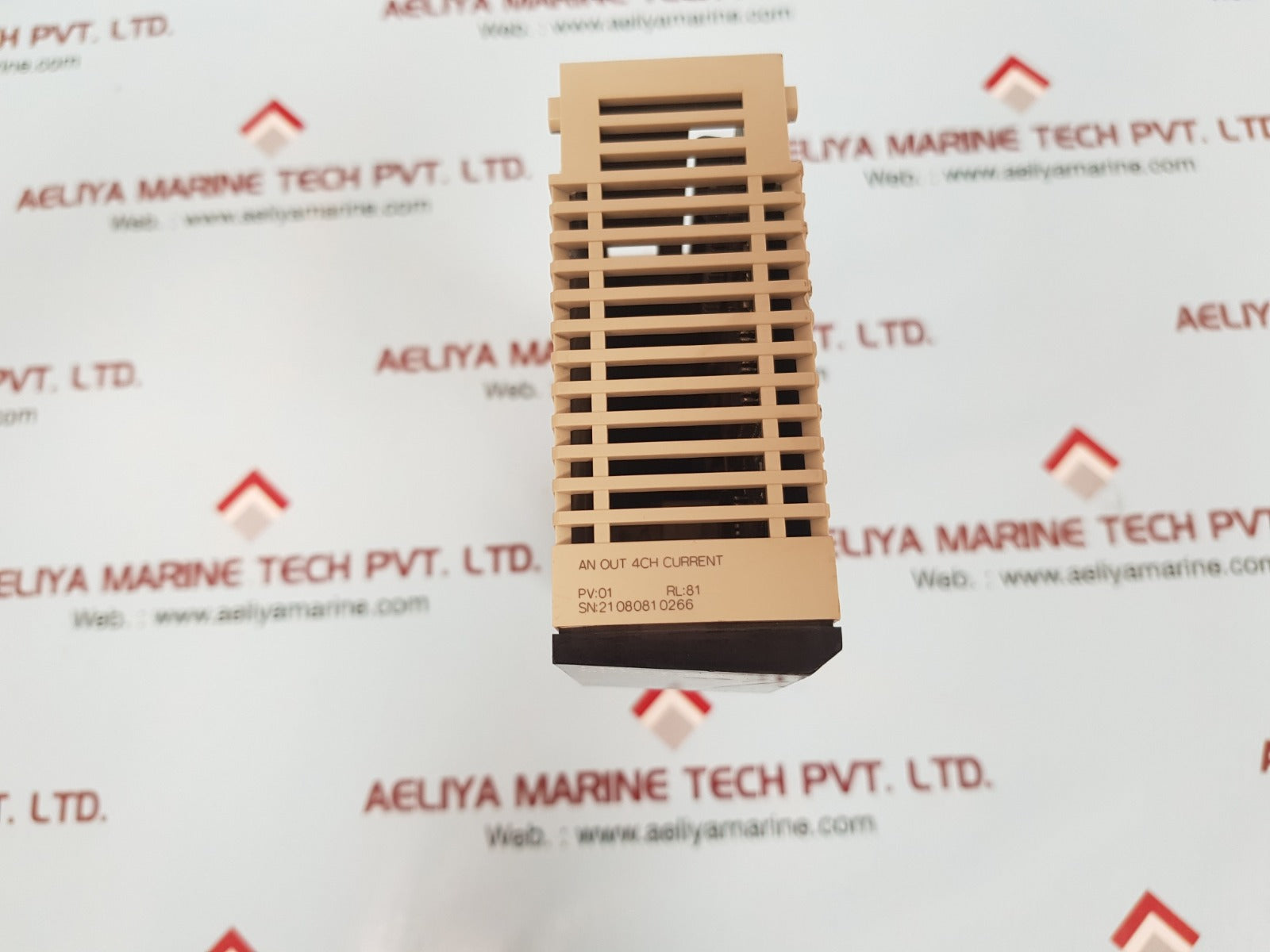 Schneider 140aco02000 analog output 4ch module