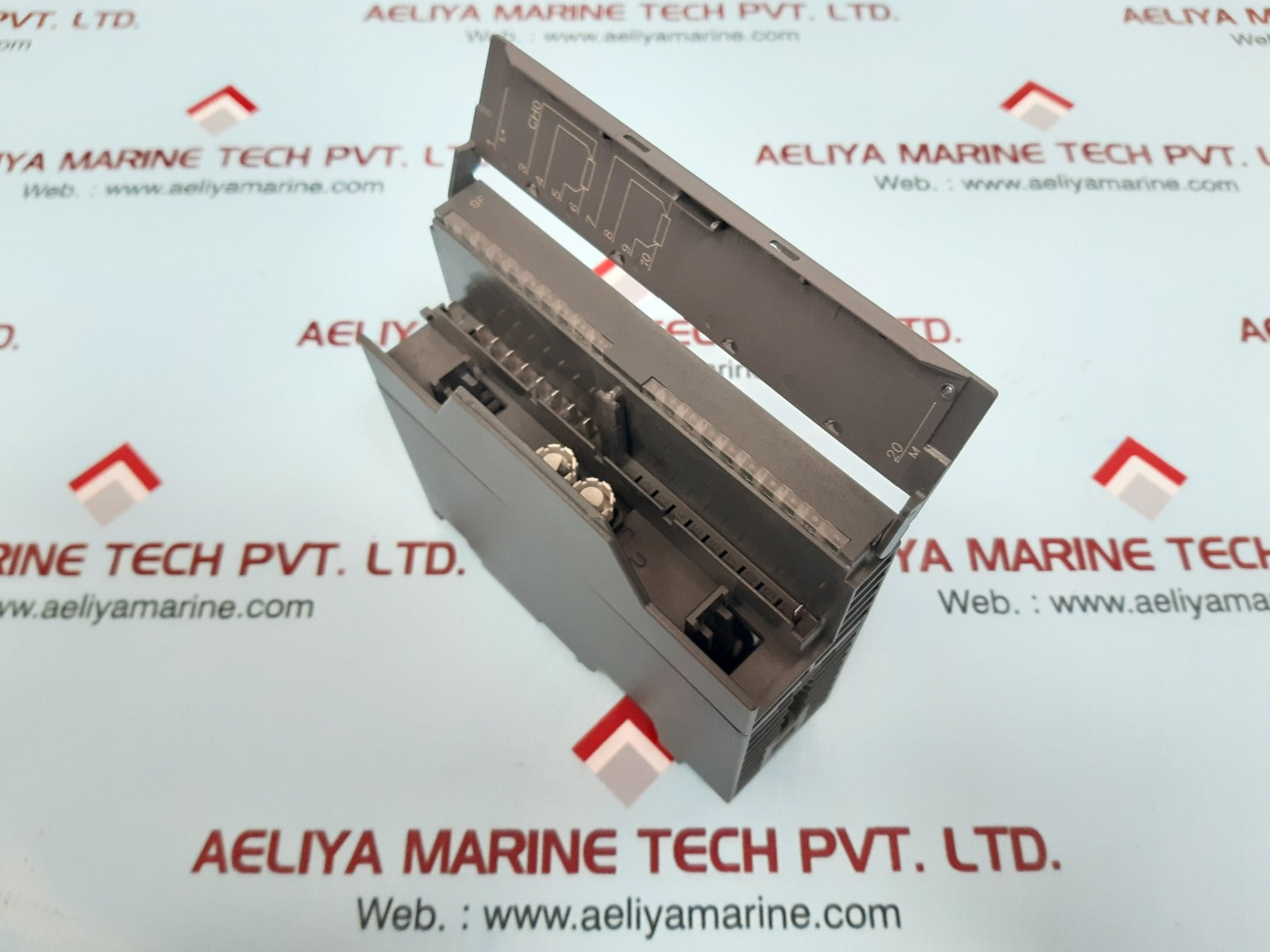 Siemens simatic s7 6es7 332-5hb01-0ab0 analog output module