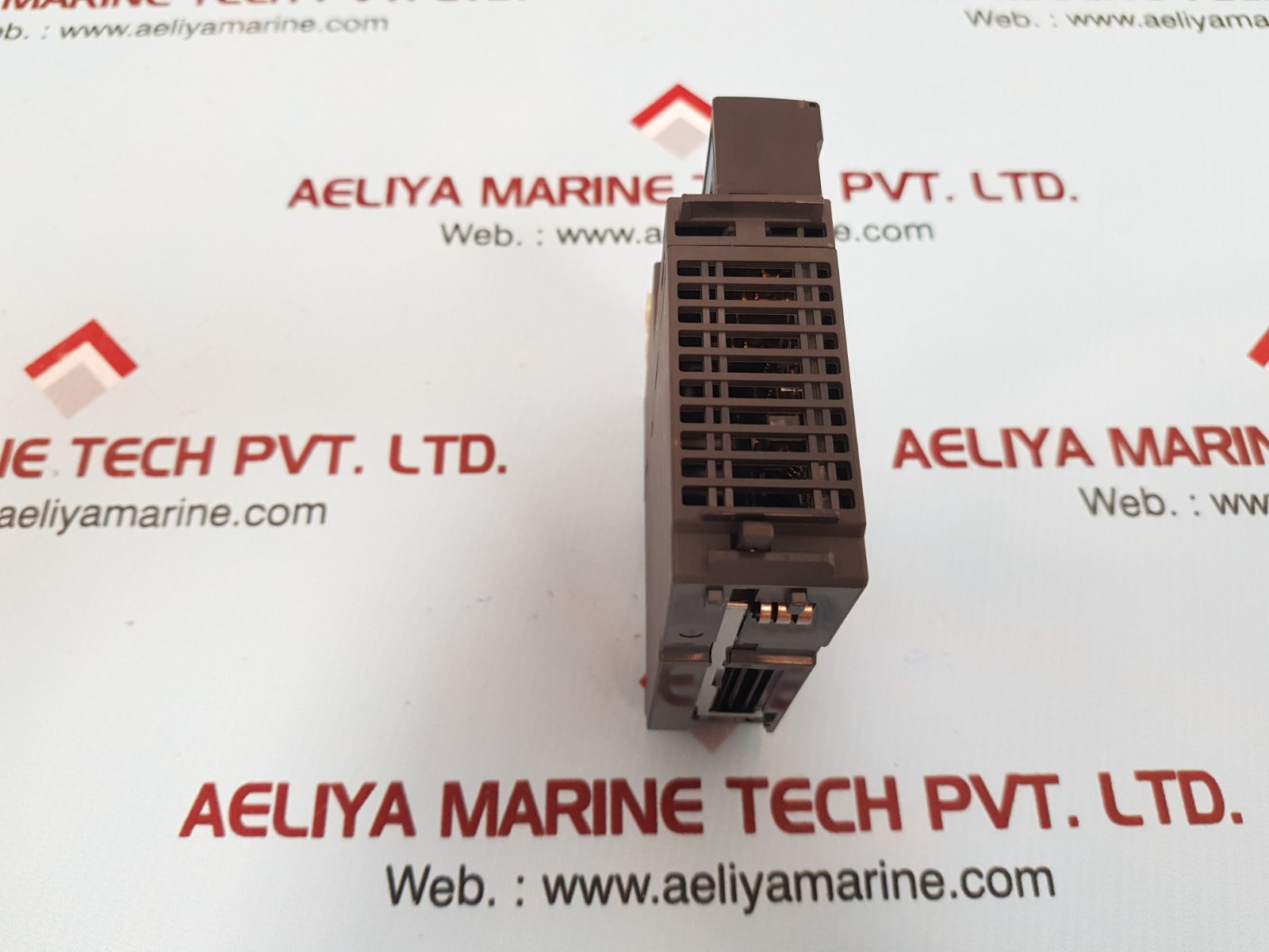 Mitsubishi qj61bt11n cc-link master unit