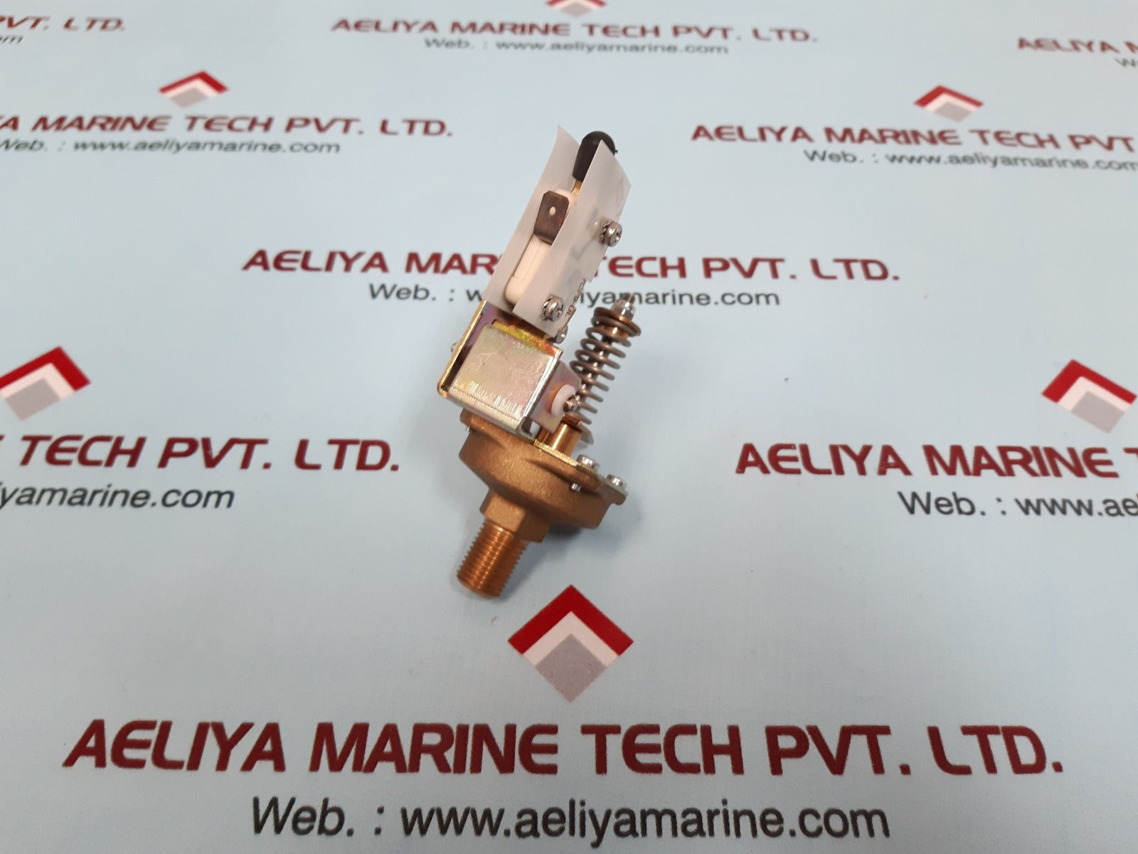 La-cimbali 468909 pressure switch