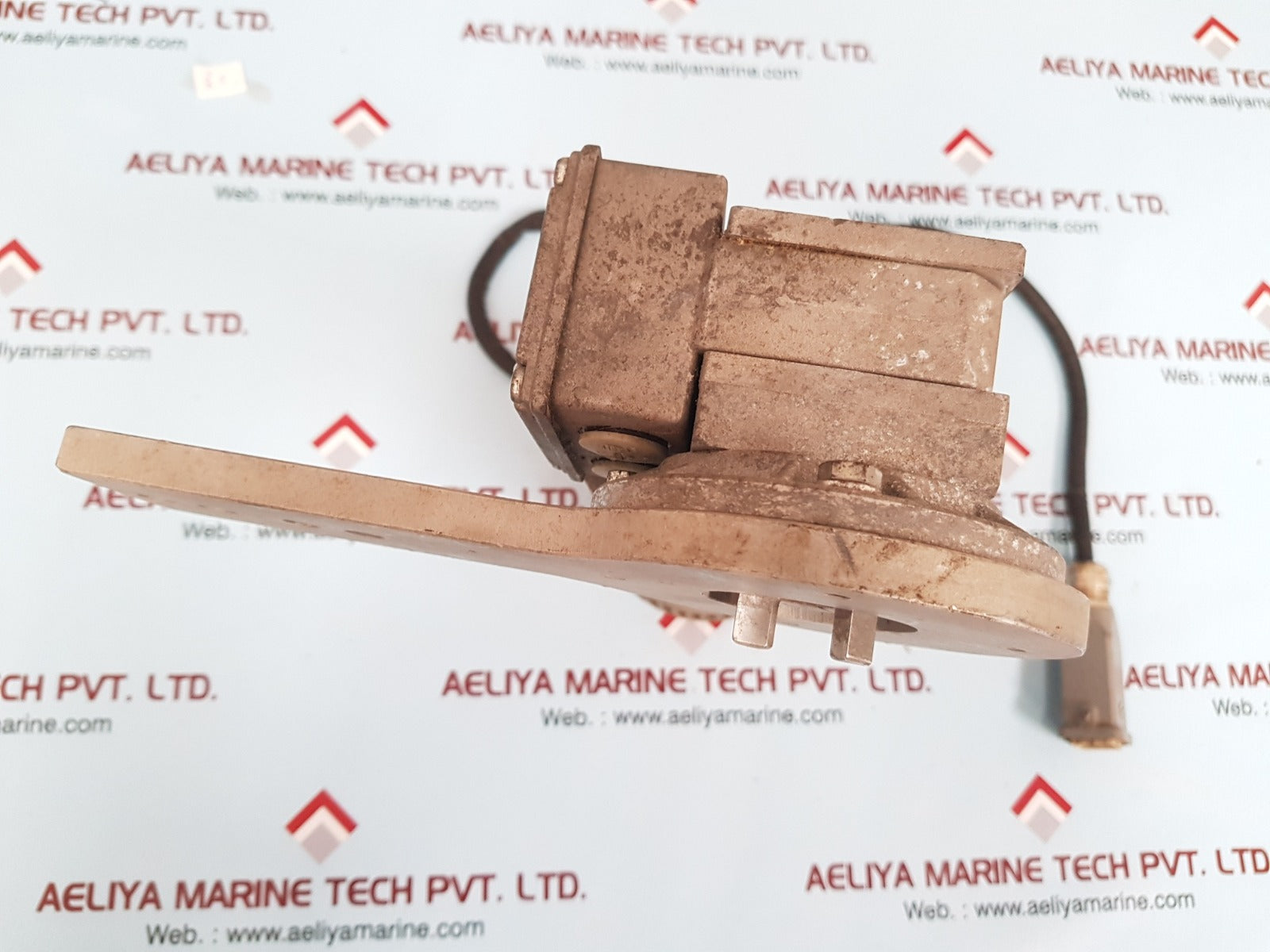 Mini motor mcc24mp4n