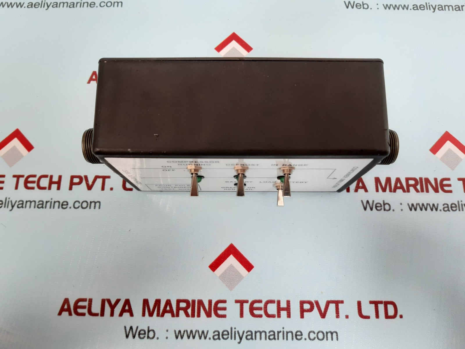 Four Pole Container Test Box