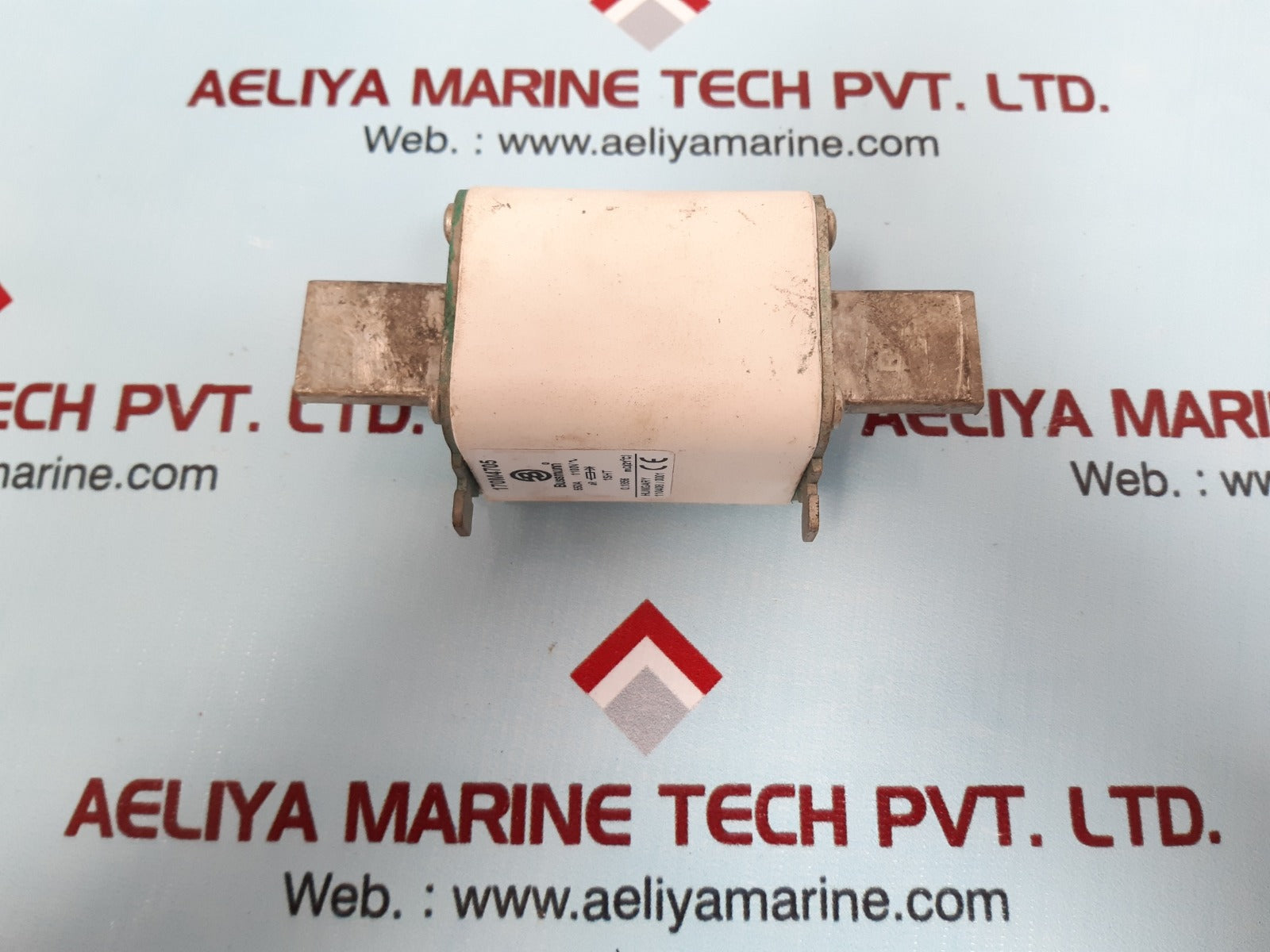 Bussmann 170m4705 fuse 550a 1100v