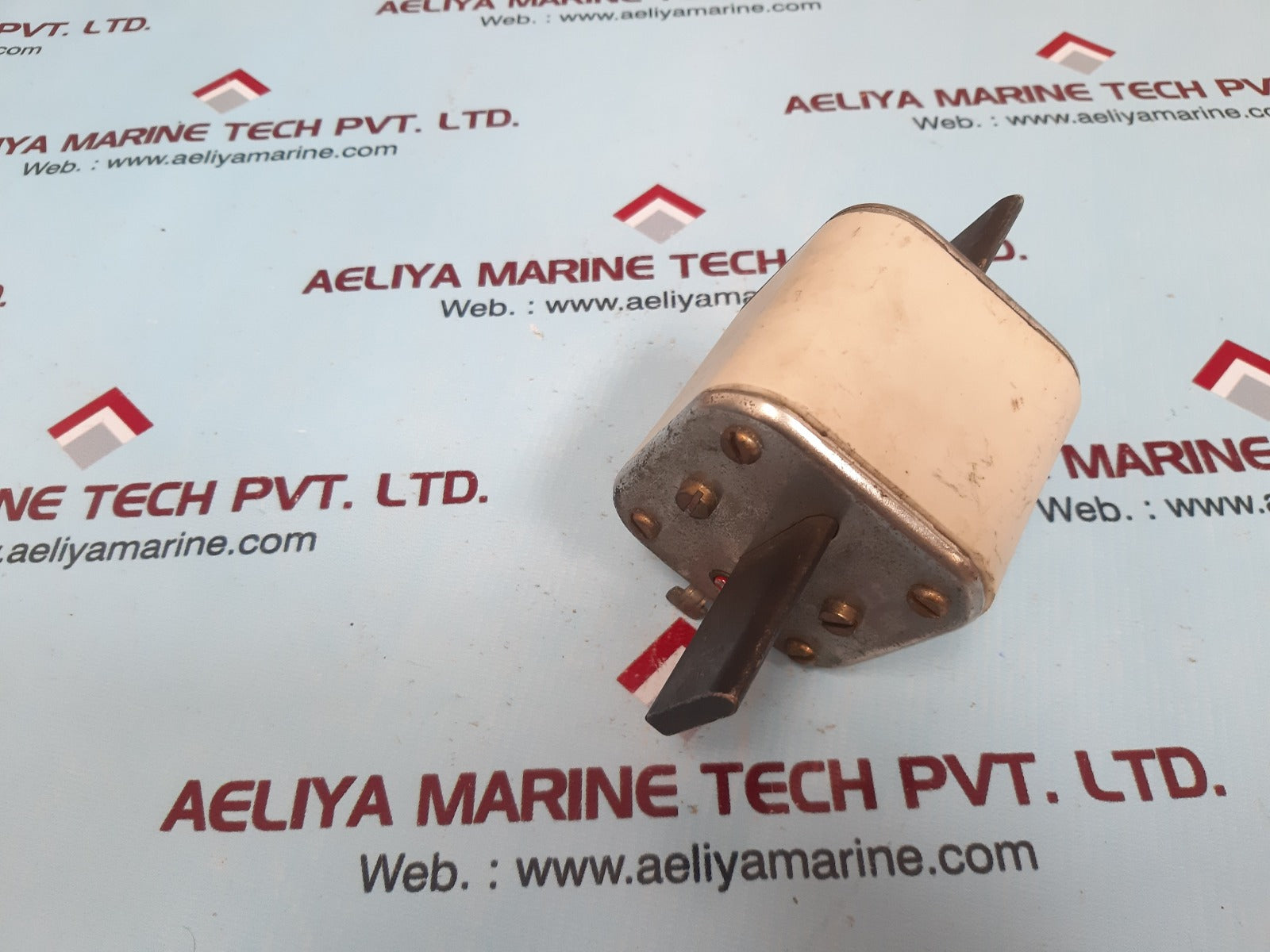 Siemens 3na1 436 fuse 500v 630a